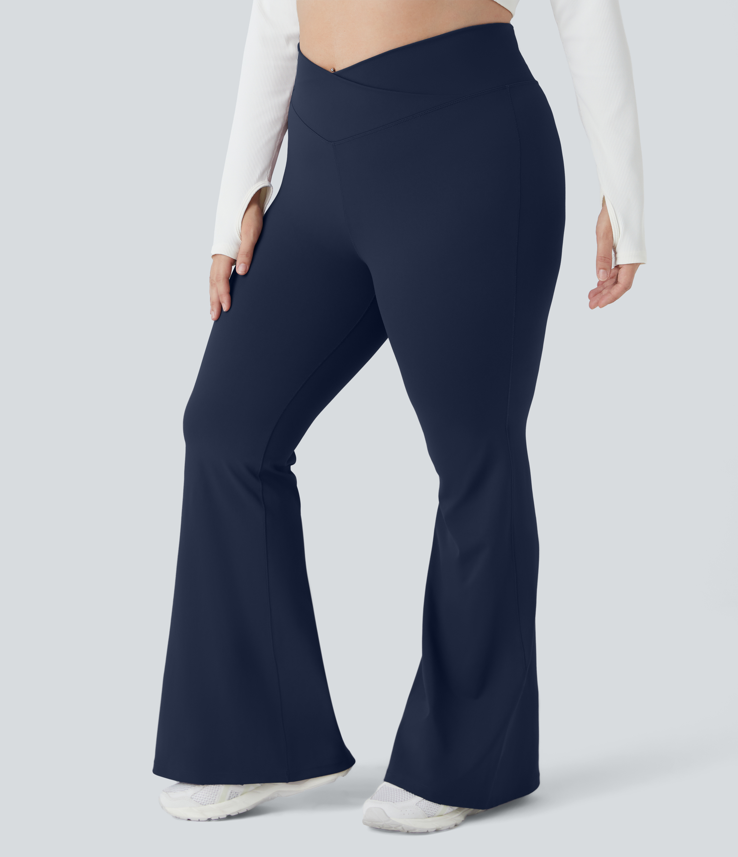 Leggings súper acampanados cintura V alle alto bolsillo trasero talla plus
