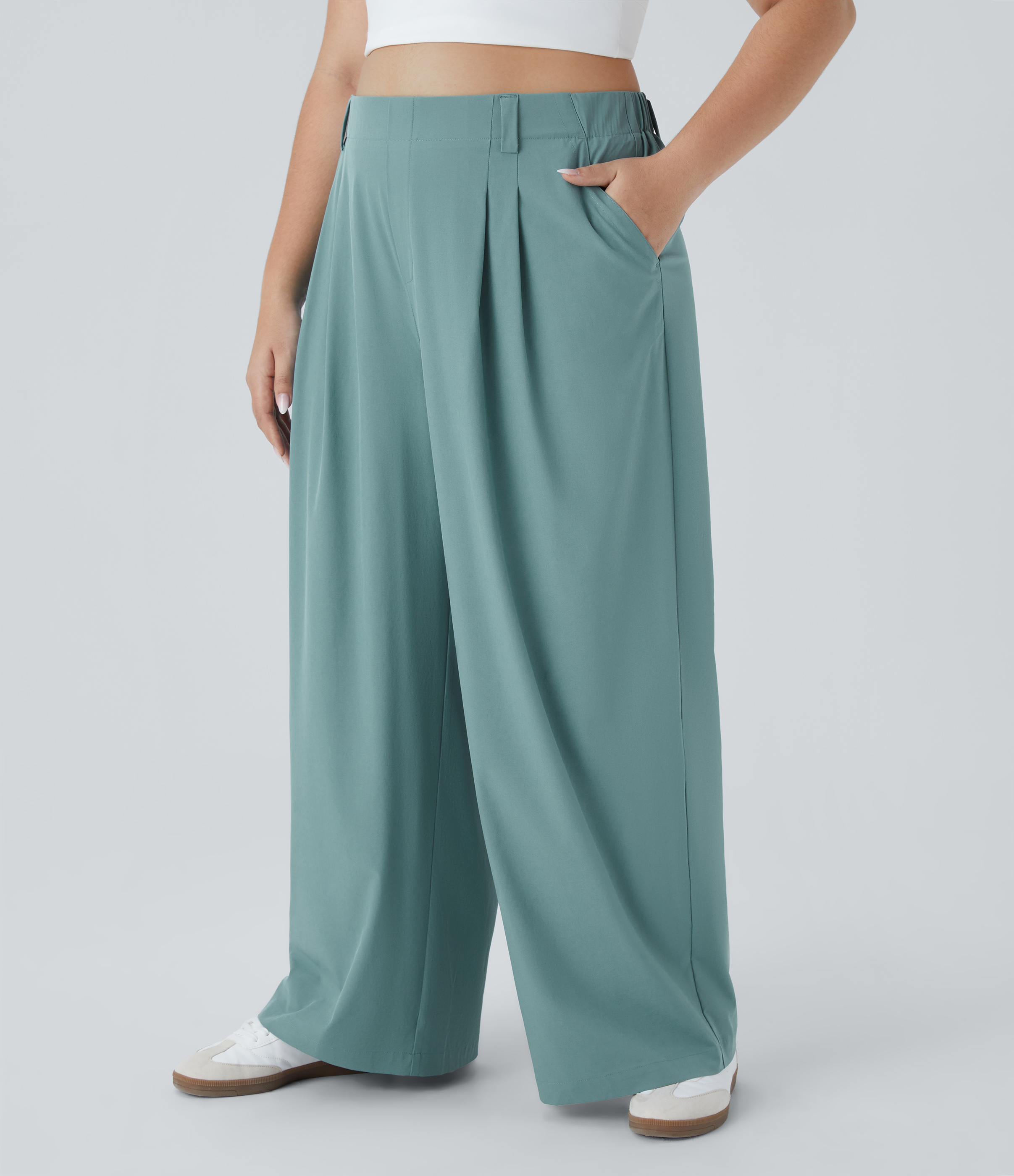 Stone Blue Breezeful™ Palazzo-Hose mit hoher Taille und Taschen, weitem Bein, fließendem Fall, einfarbig, schnelltrocknend, lässig, in Plus-Größen / 1