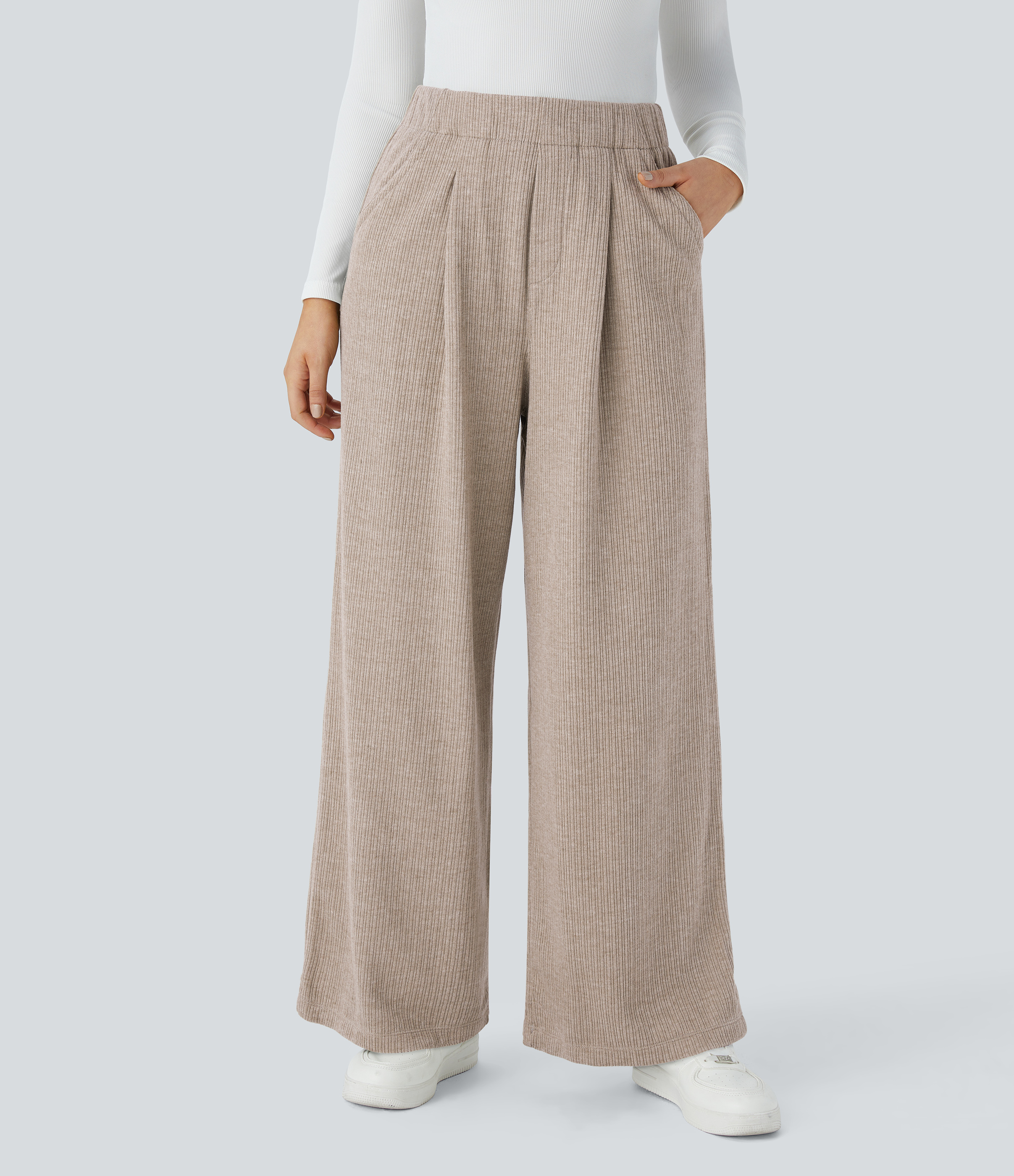 Pantalón pierna ancha bolsillo lateral plisado tiro alto canalé