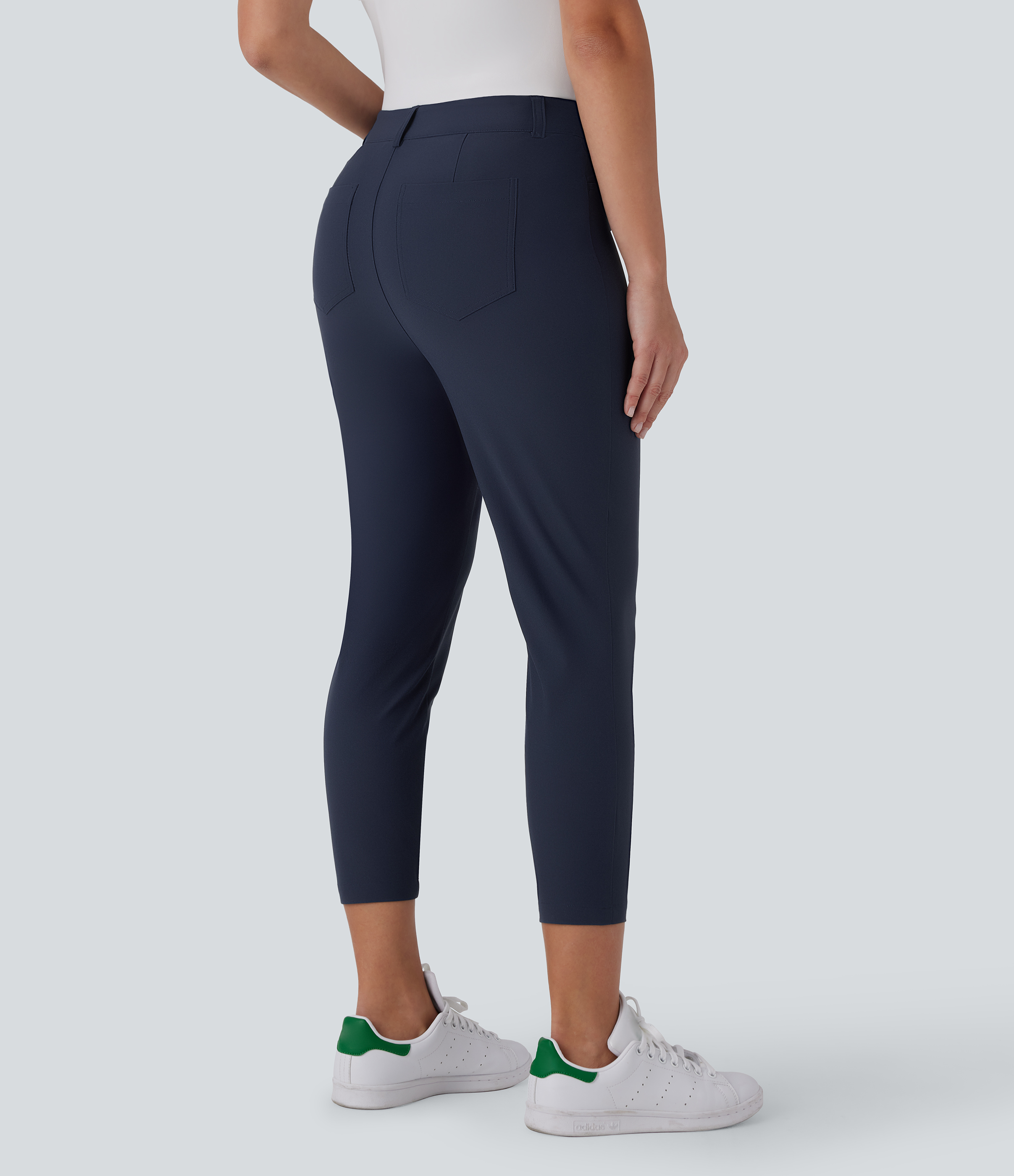 Dark Blue Pantalon de golf capri taille mi-haute avec poches, coupe fuselée, séchage rapide - poche pour tee de golf - UPF40+ / 2