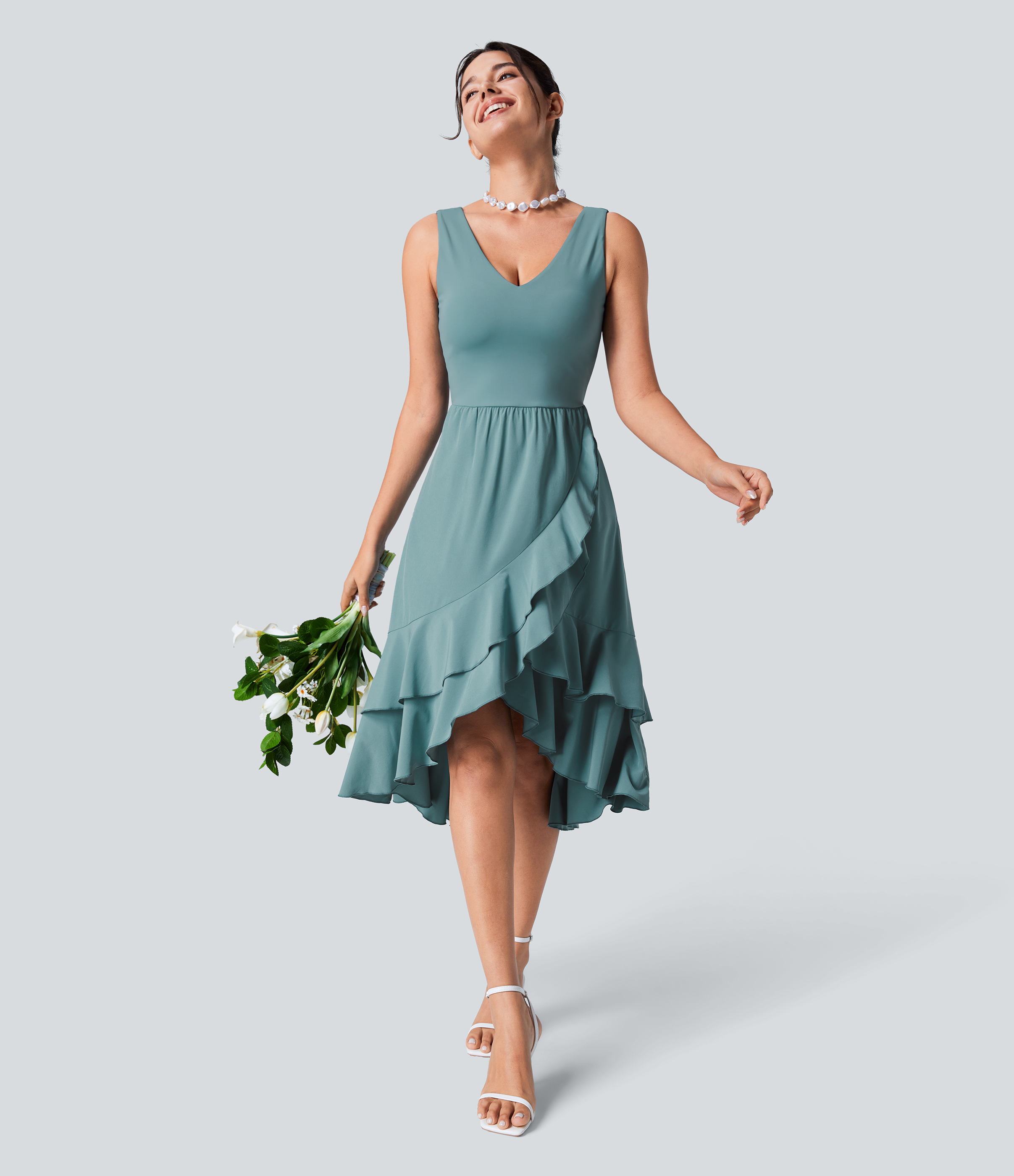 Breezeful™ Robe Midi pour Demoiselle d'Honneur et Invitées de Mariage avec Col en V Dos Nu Découpes Poche Latérale Plissée Volants Fluide et Séchage Rapide