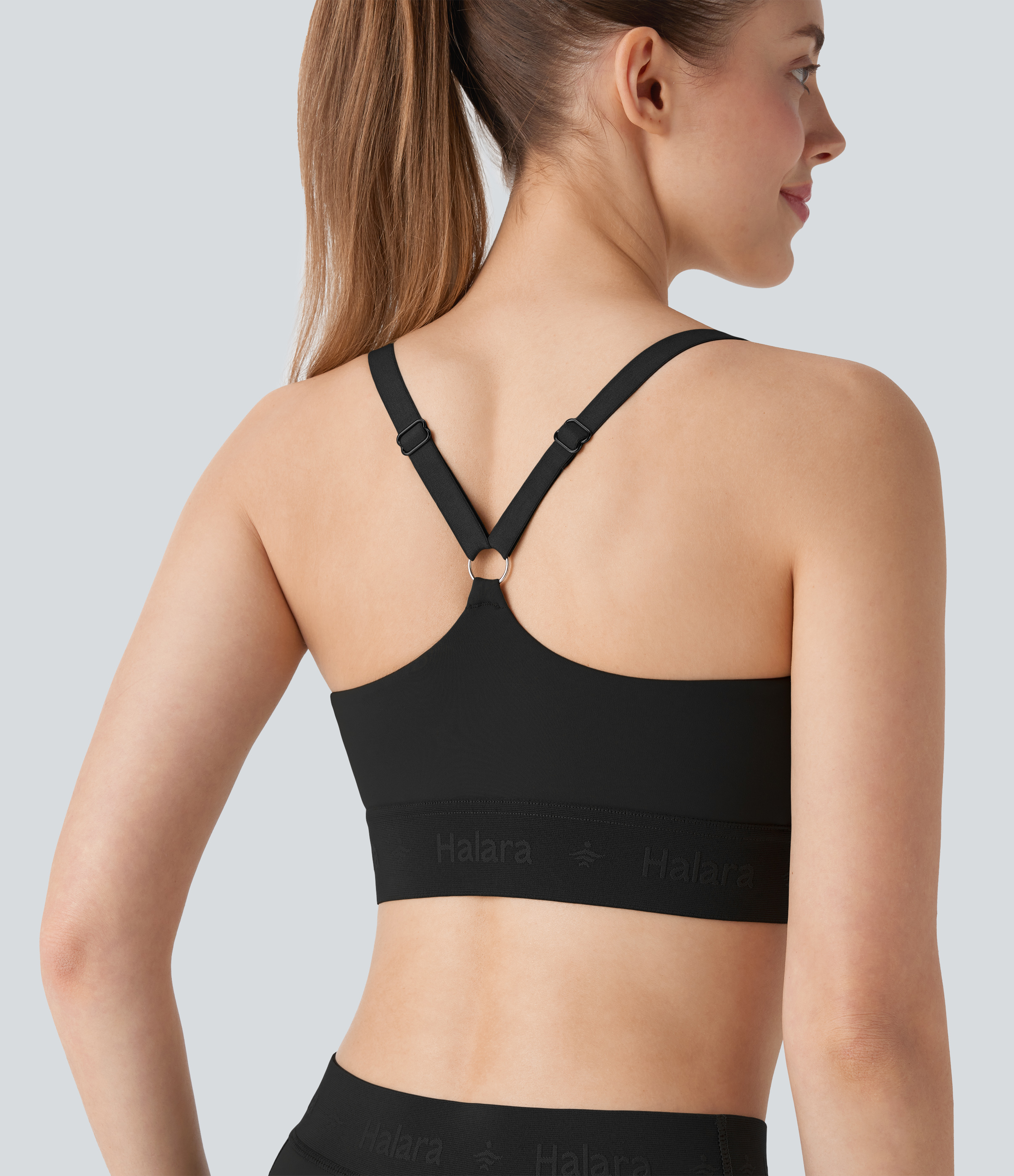Nero SpeedWave™ Reggiseno sportivo per allenamento con supporto medio e asciugatura rapida, coppe A-D / 1