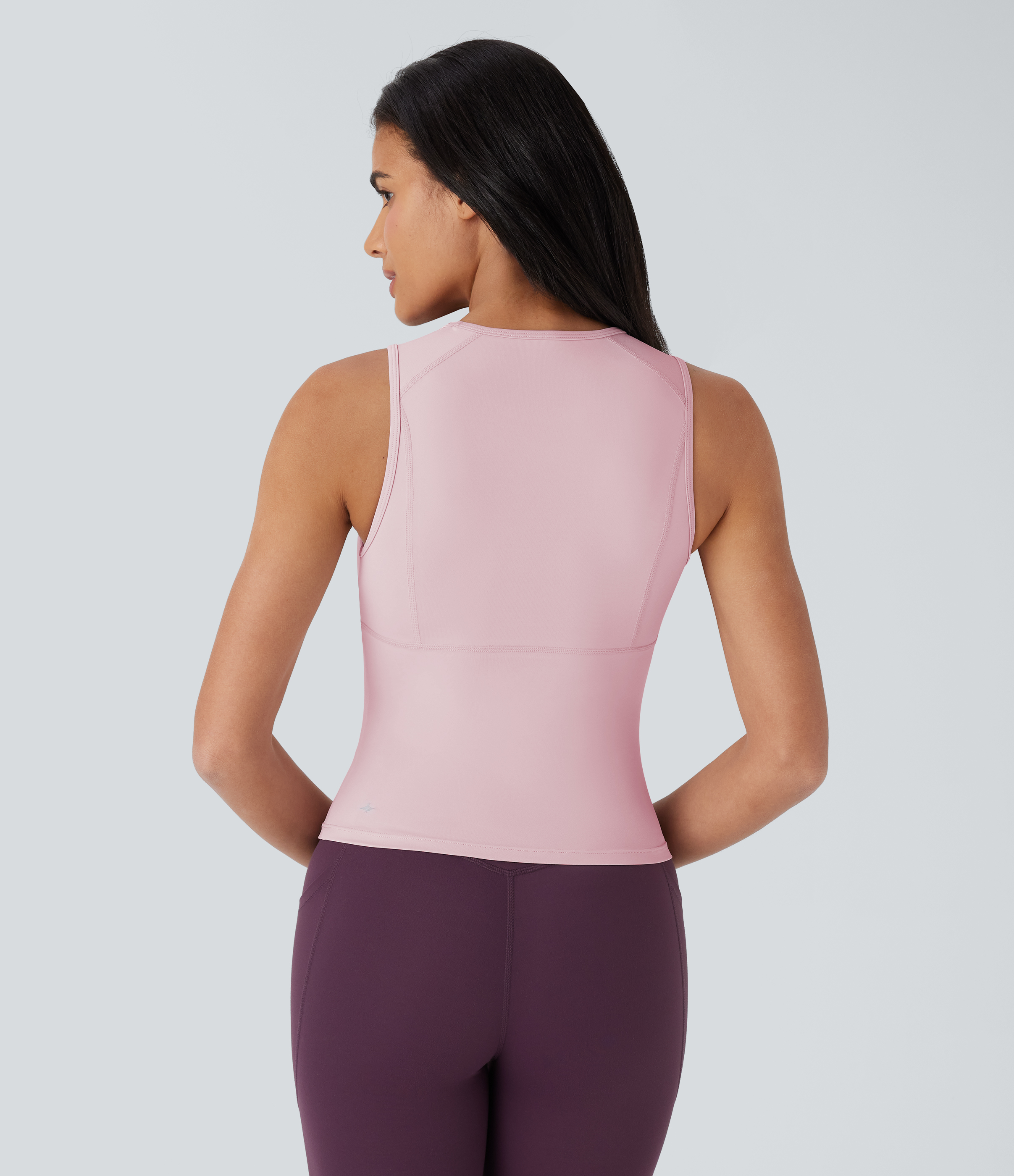 Pale Lilac Einfarbiges Yoga-Trägertop mit rundem Ausschnitt / 2
