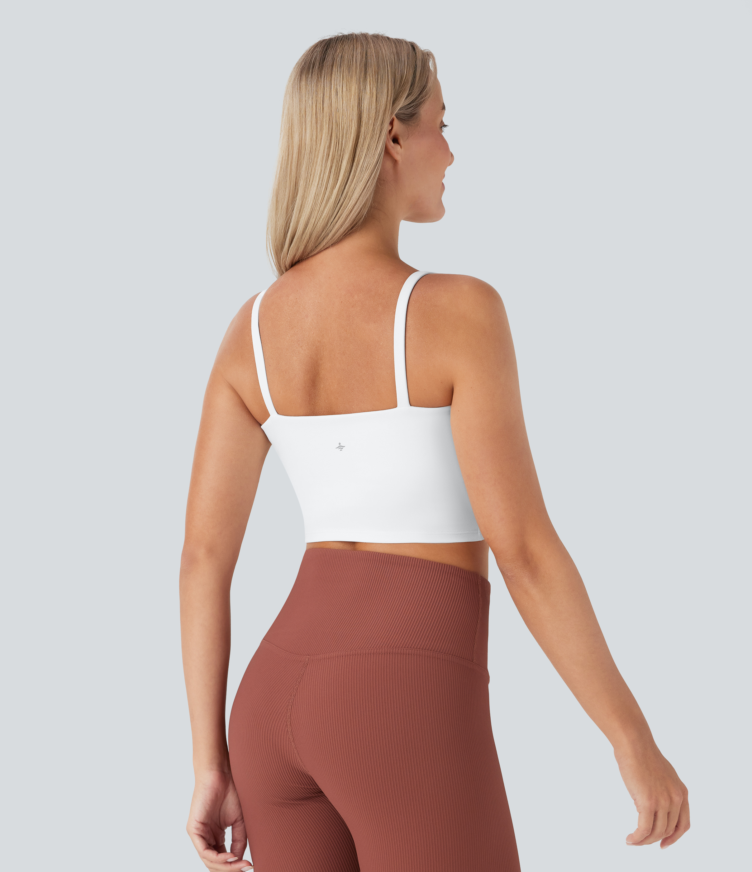 Blanco Top corto de running SoftlyZero™ Plush afelpado básico con relleno en copas D-F / 2
