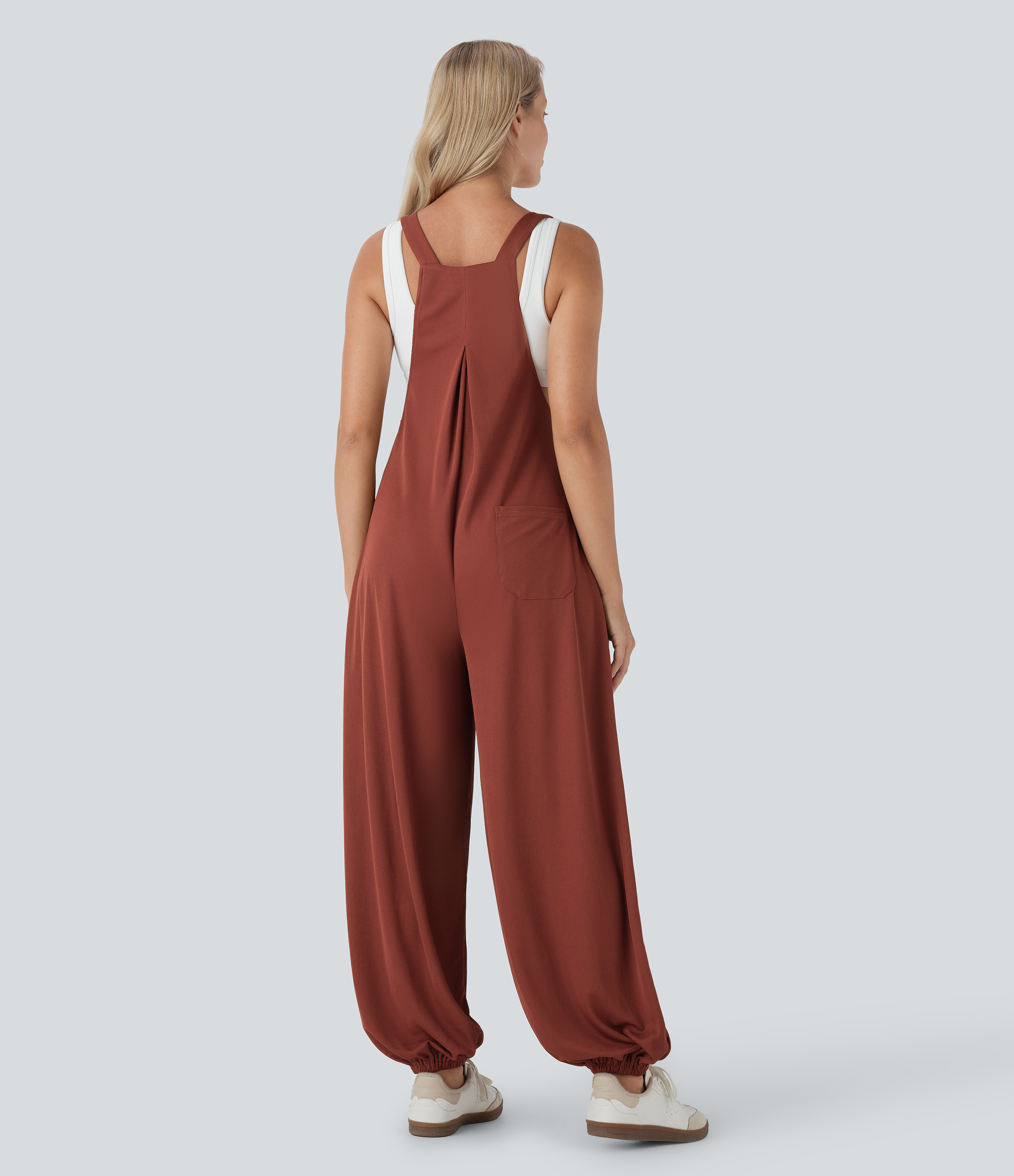 Brandy Brown Mono deportivo casual con bolsillo,  botones y tirantes ajustables / 2