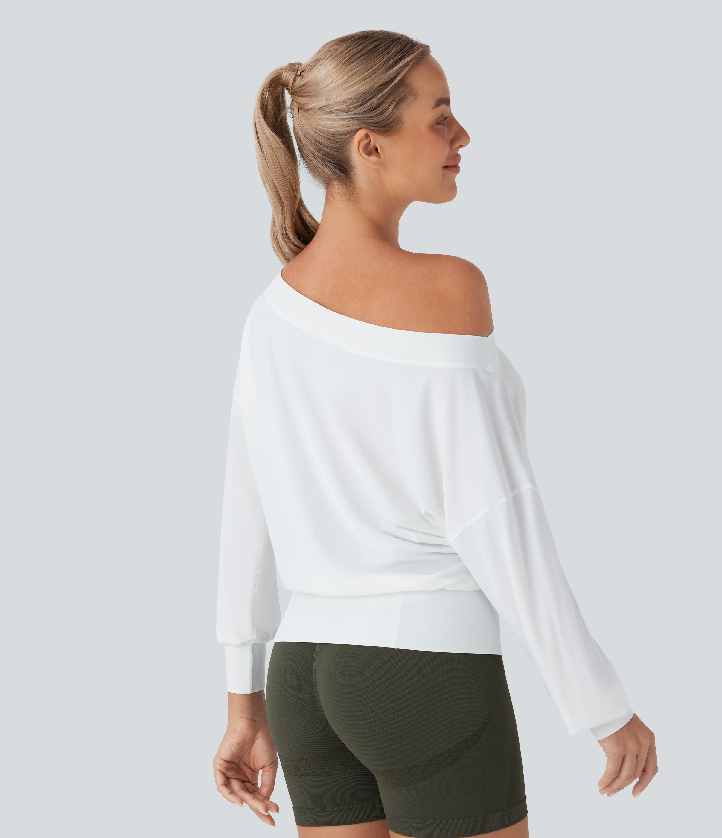 Blanco Top deportivo de yoga oversize de secado rápido con hombro descubierto y tacto fresco / 2