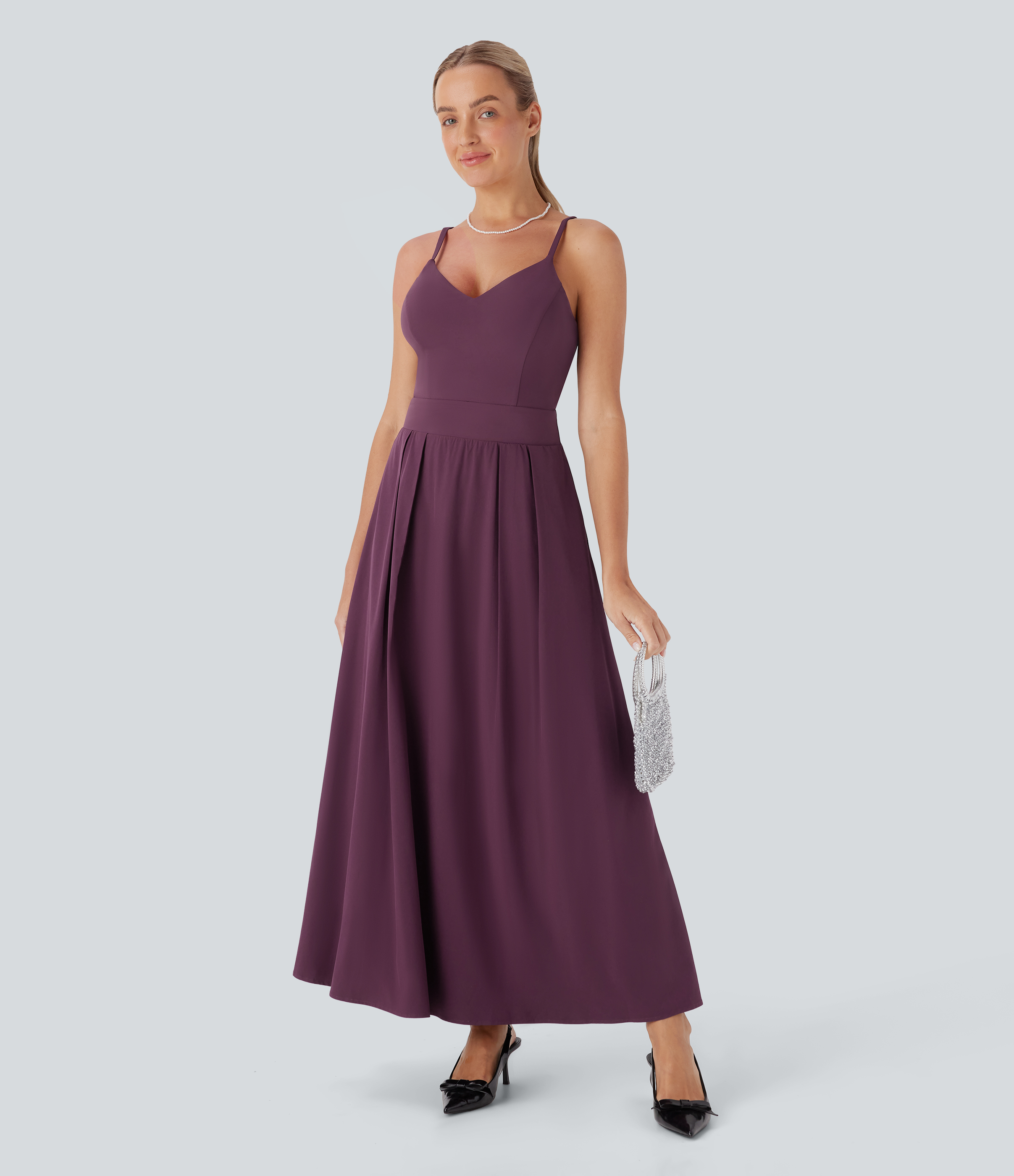 Robe longue fourreau Breezeful™ à dos nu, poches latérales, fluide et séchage rapide pour demoiselle d'honneur et invitée de mariage