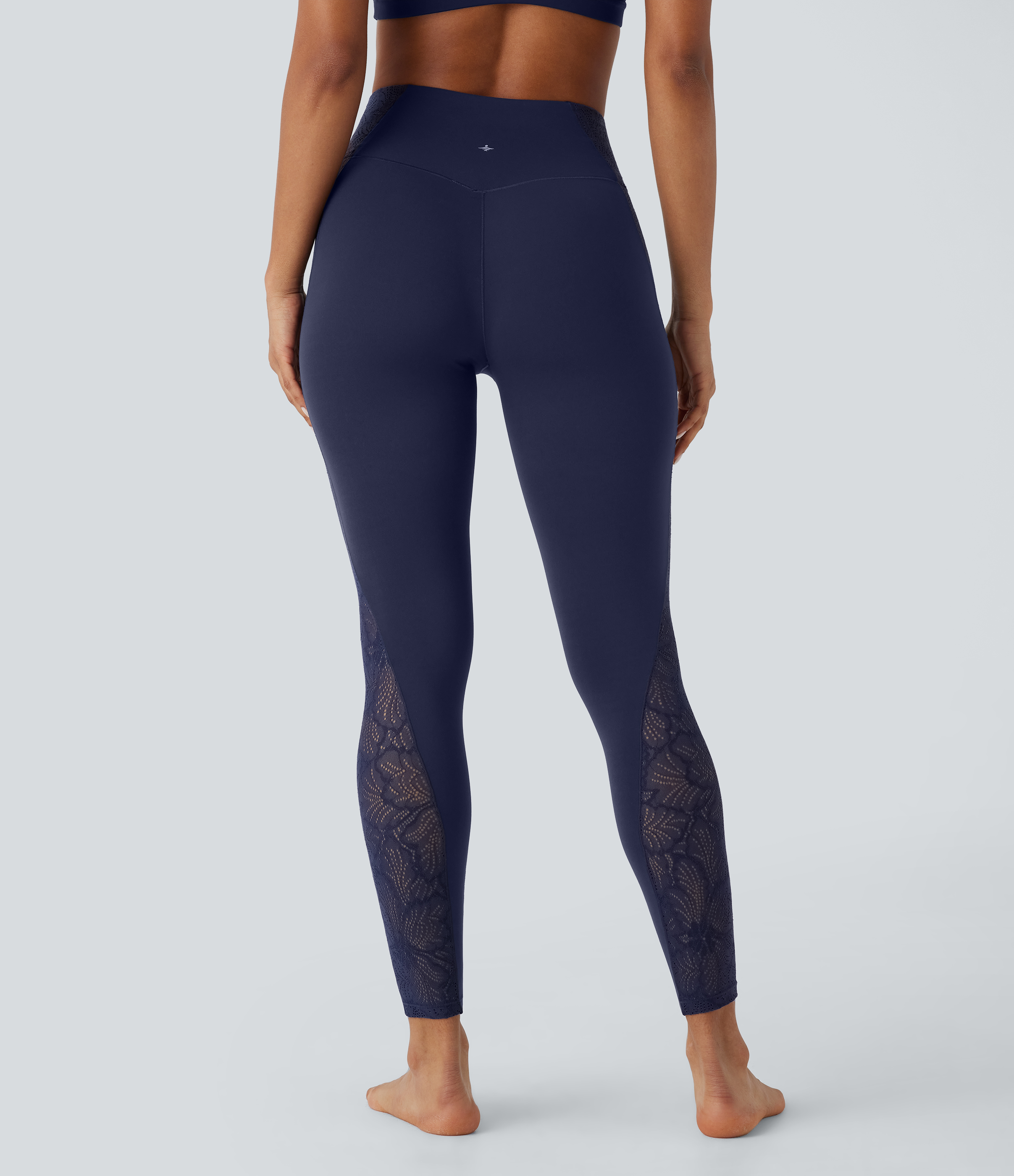 Peacoat Leggings Softlyzero™ yoga tiro alto bolsillo trasero encaje contrastante 7/8 - UPF50+ / 2