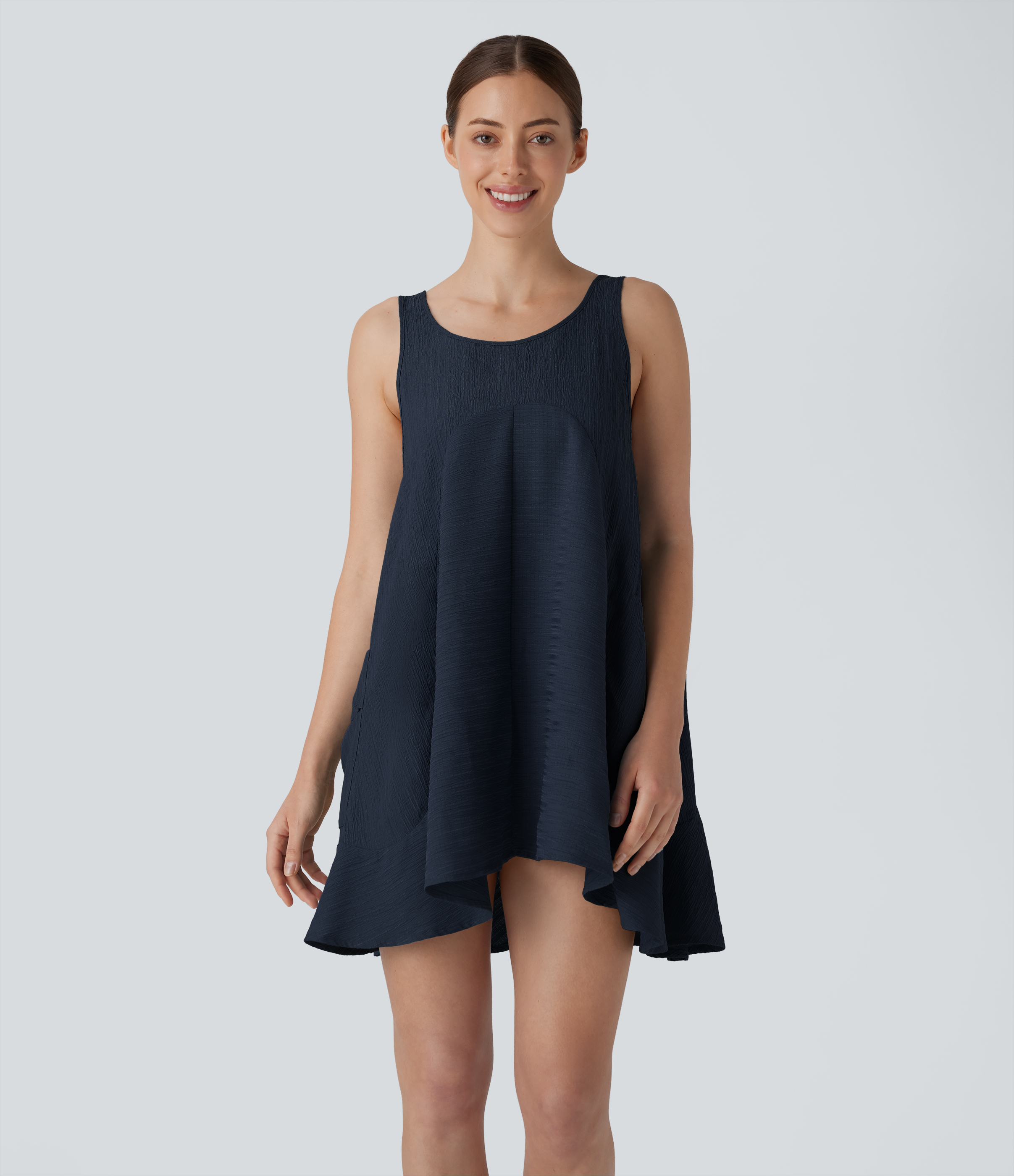 Rückenfreies, ärmelloses Tunika-Minikleid mit Seitentaschen und Bindeband