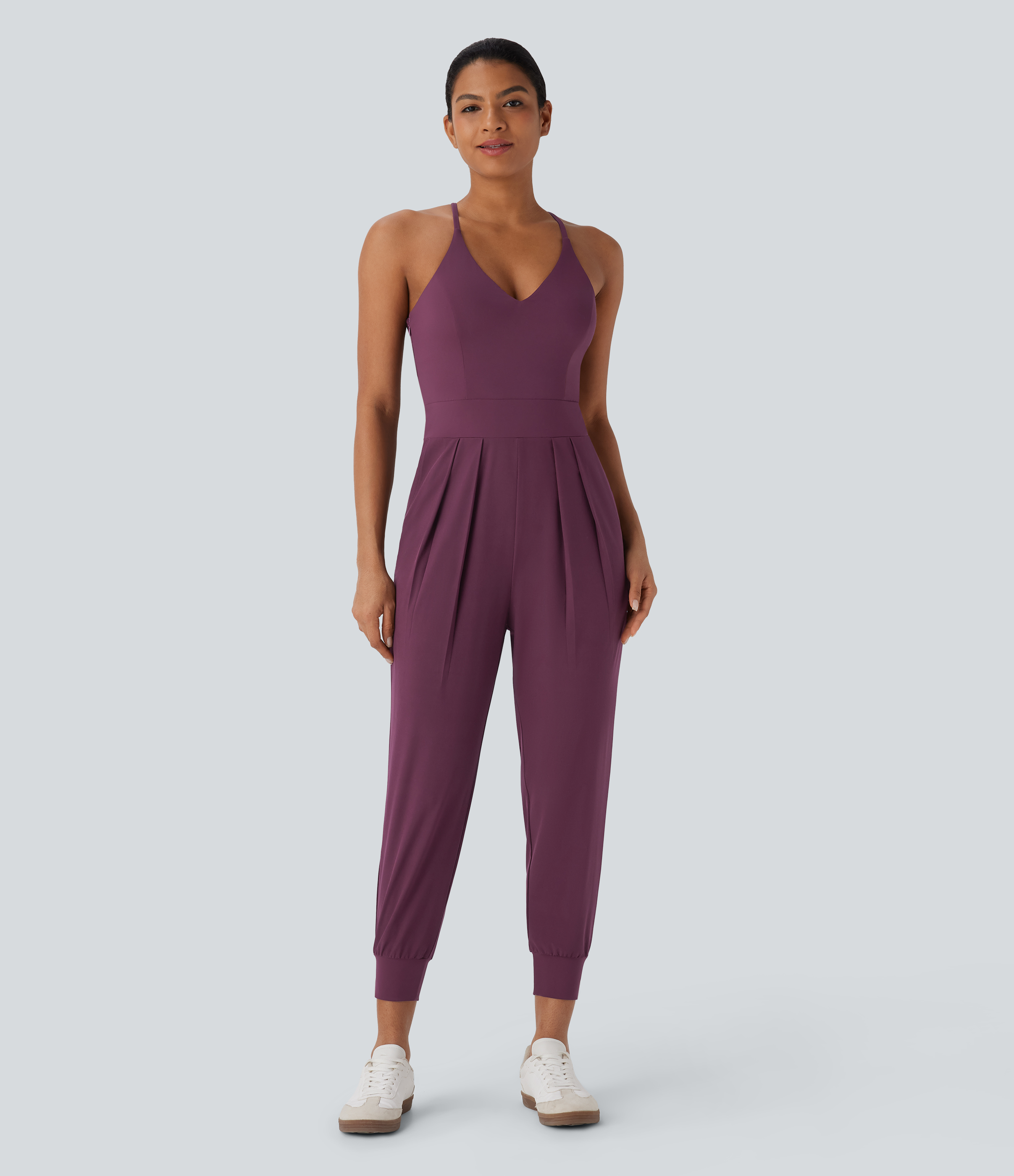 Amaranth Mono deportivo casual Breezeful™ de secado rápido en corte cónico con espalda abierta con tirantes ajustables, cremallera invisible y bolsillos laterales / 1