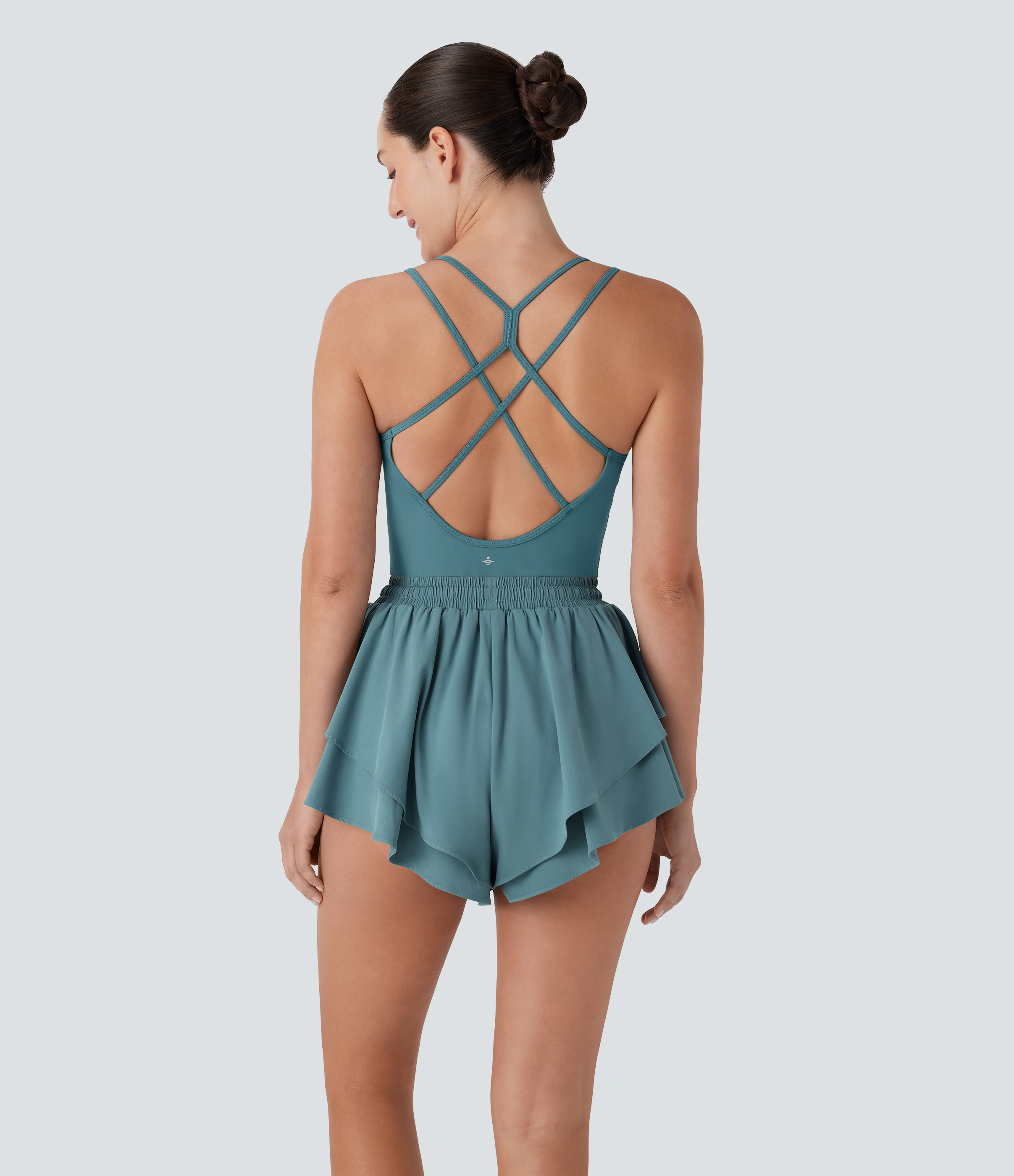 Stone Blue Mono de yoga Breezeful™ 2 en 1 de secado rápido con doble tirante, espalda descubierta, tirantes cruzados y cordón ajustable / 1