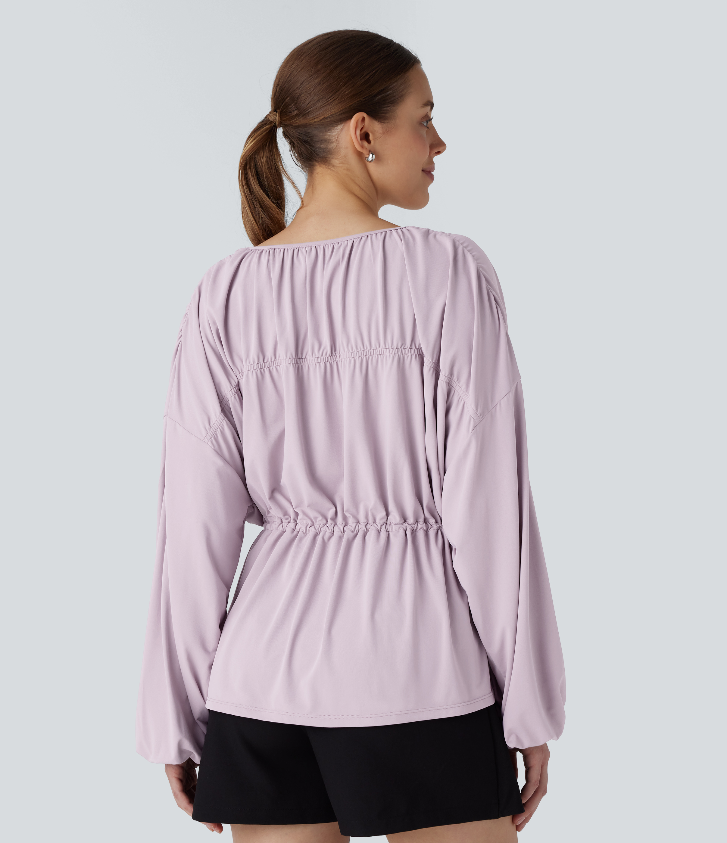 Porcelain Pink Blusa de oficina de manga larga con cordones y cordón ajustable / 2