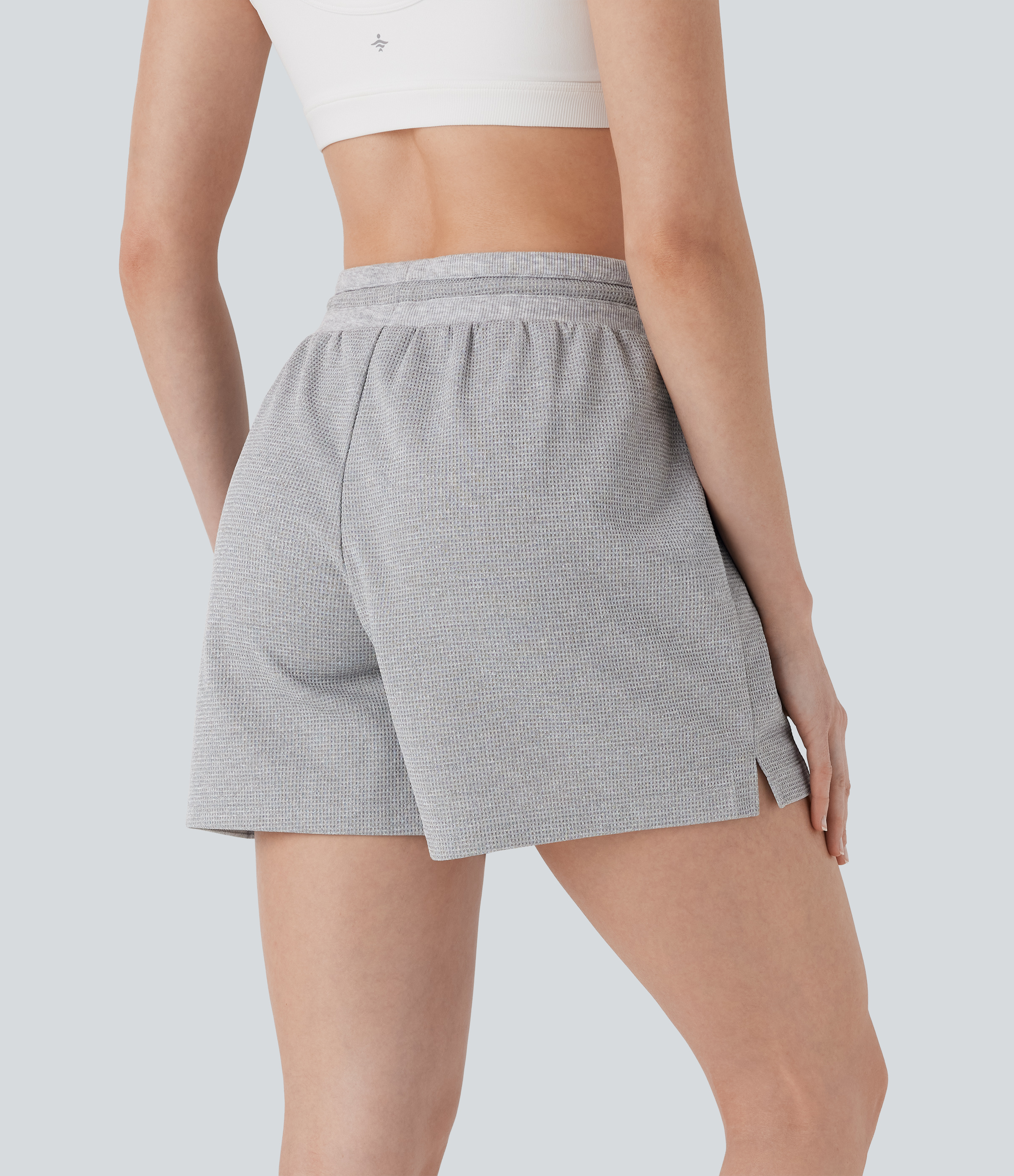 Fog Gray Shorts de yoga taille haute à cordon en tissu gaufré avec poches / 2