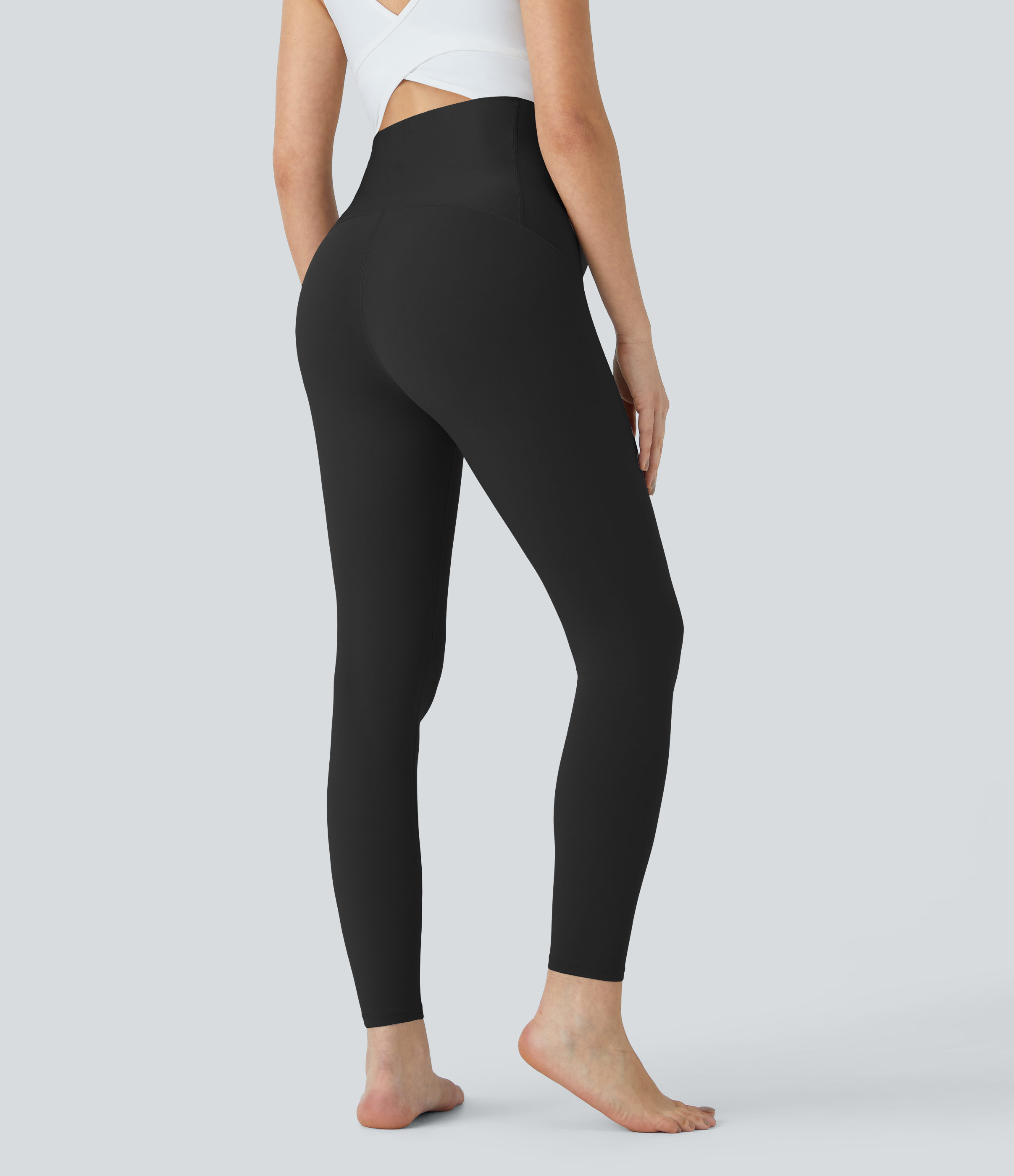 Noir SoftlyZero™ Leggings de maternité 7/8 pour le yoga à taille extra-haute / 2
