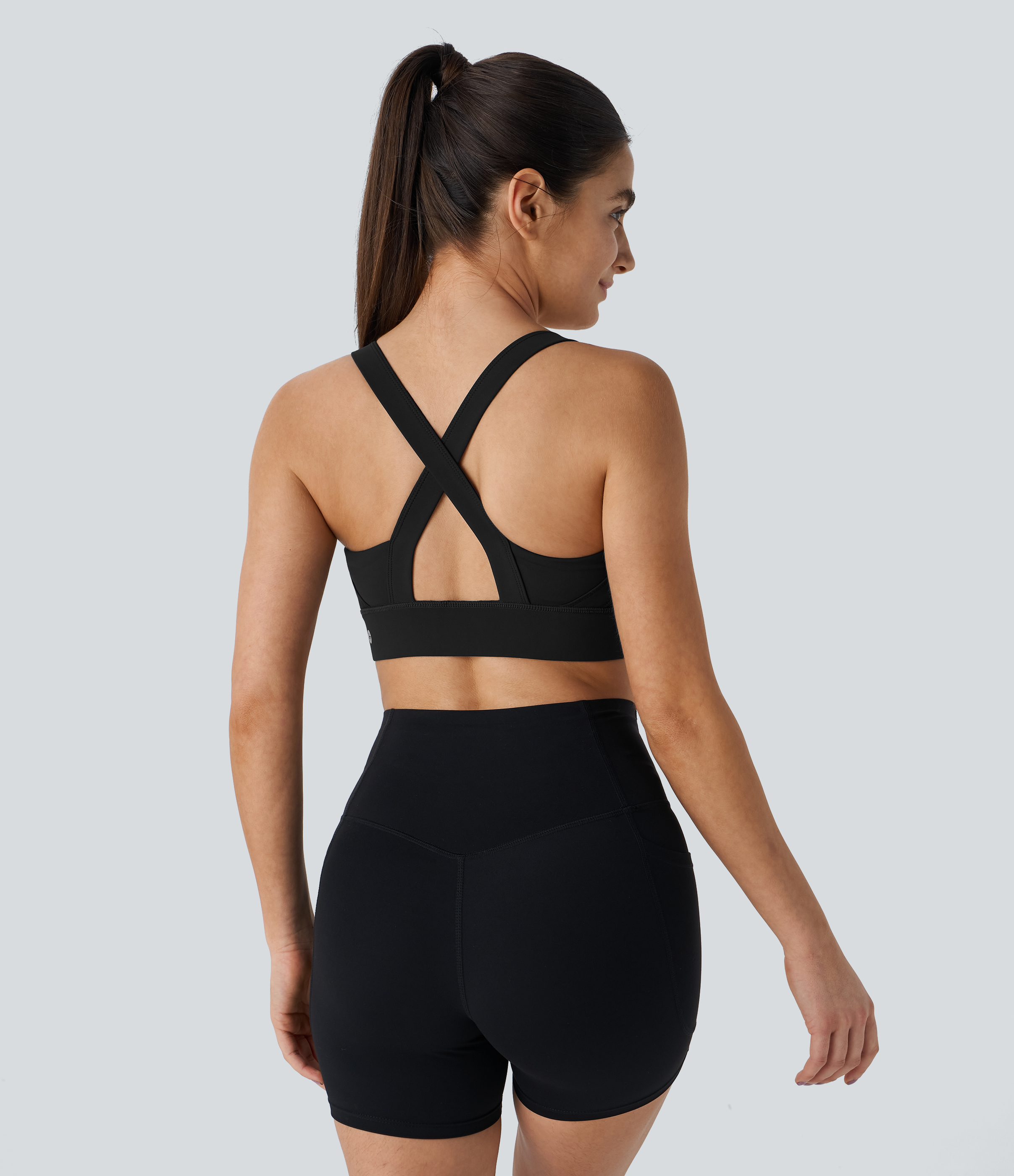 Negro Sujetador deportivo SpeedWave™ entrenamiento secado rápido cremallera sin espalda cruzada sujeción media / 2