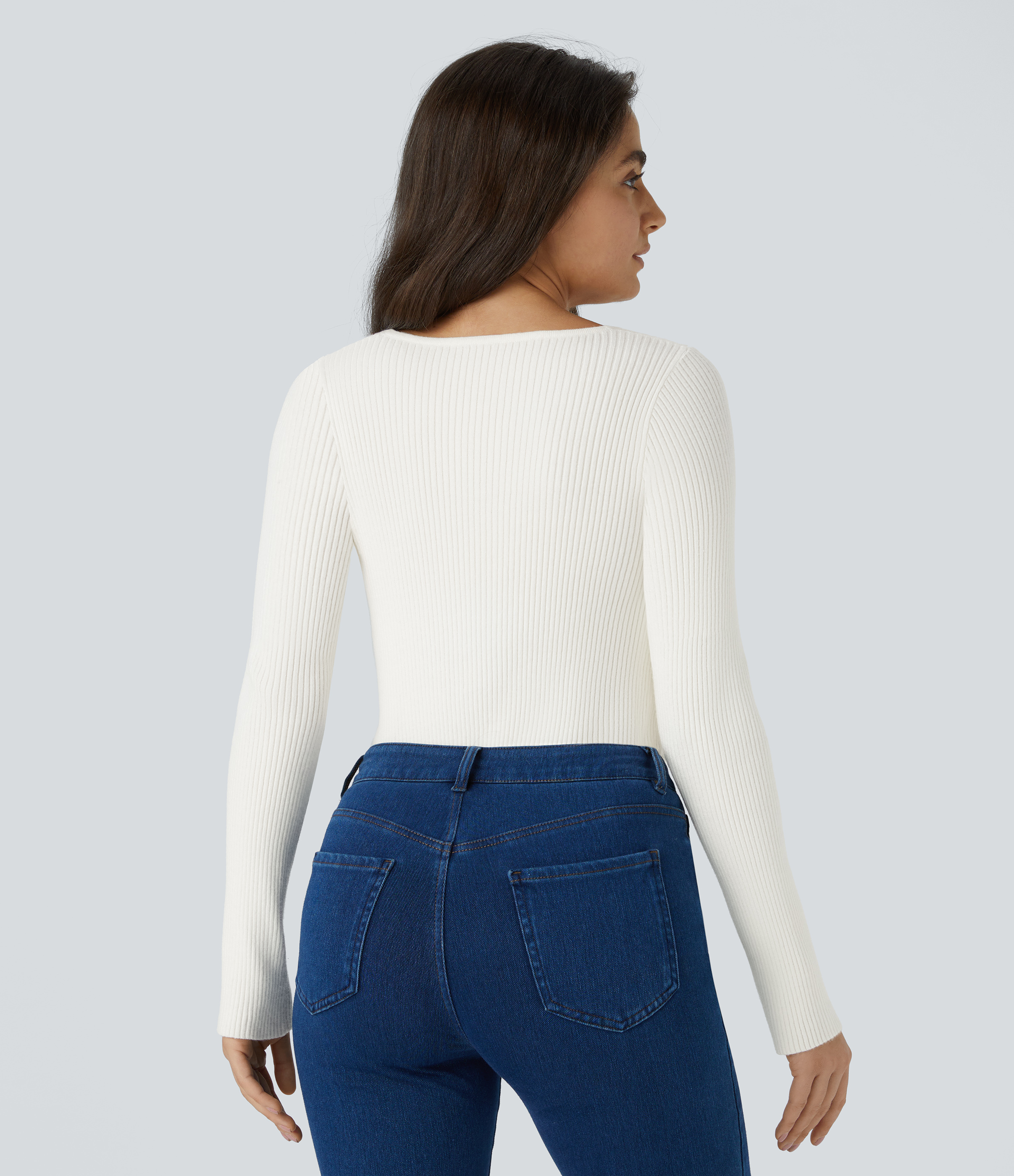 White Slim, casual sweater with a sweetheart neckline and long sleeves / 2