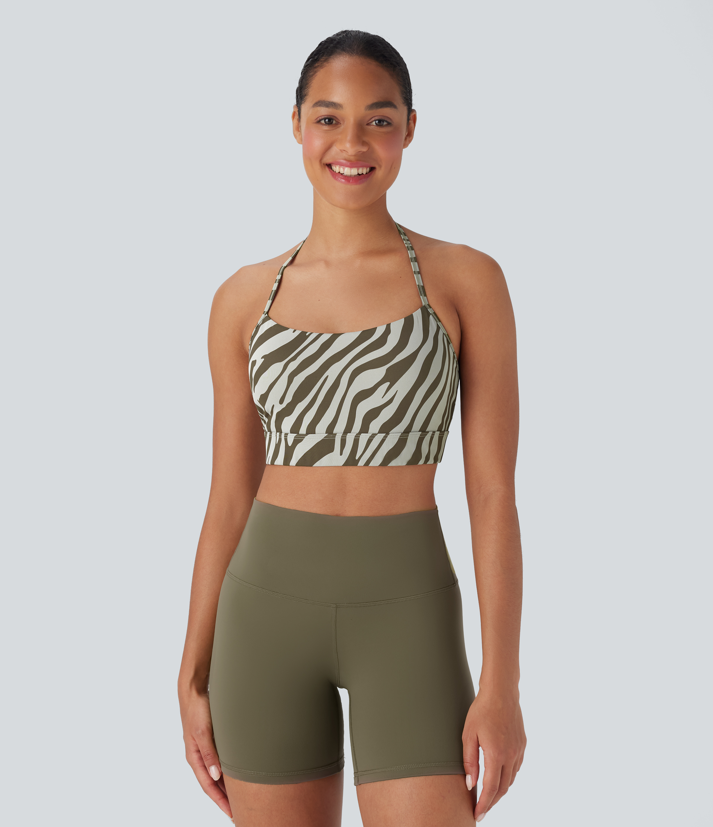 Sage Zebra Sujetador deportivo de yoga con estampado de cebra sin espalda y con cuello halter de sujeción baja / 2