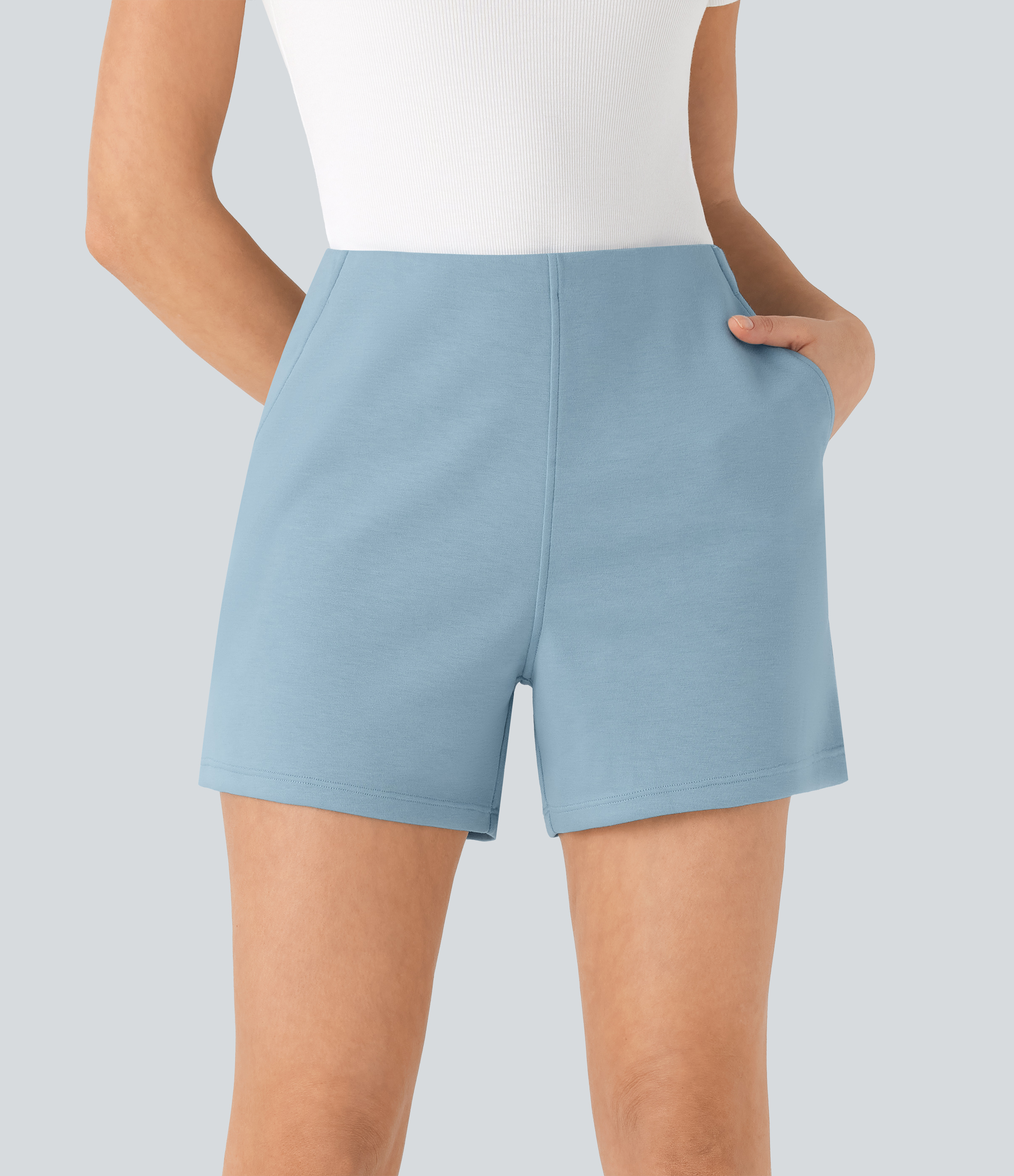 Arbeitsshorts mit hohem Bund und Seitentaschen