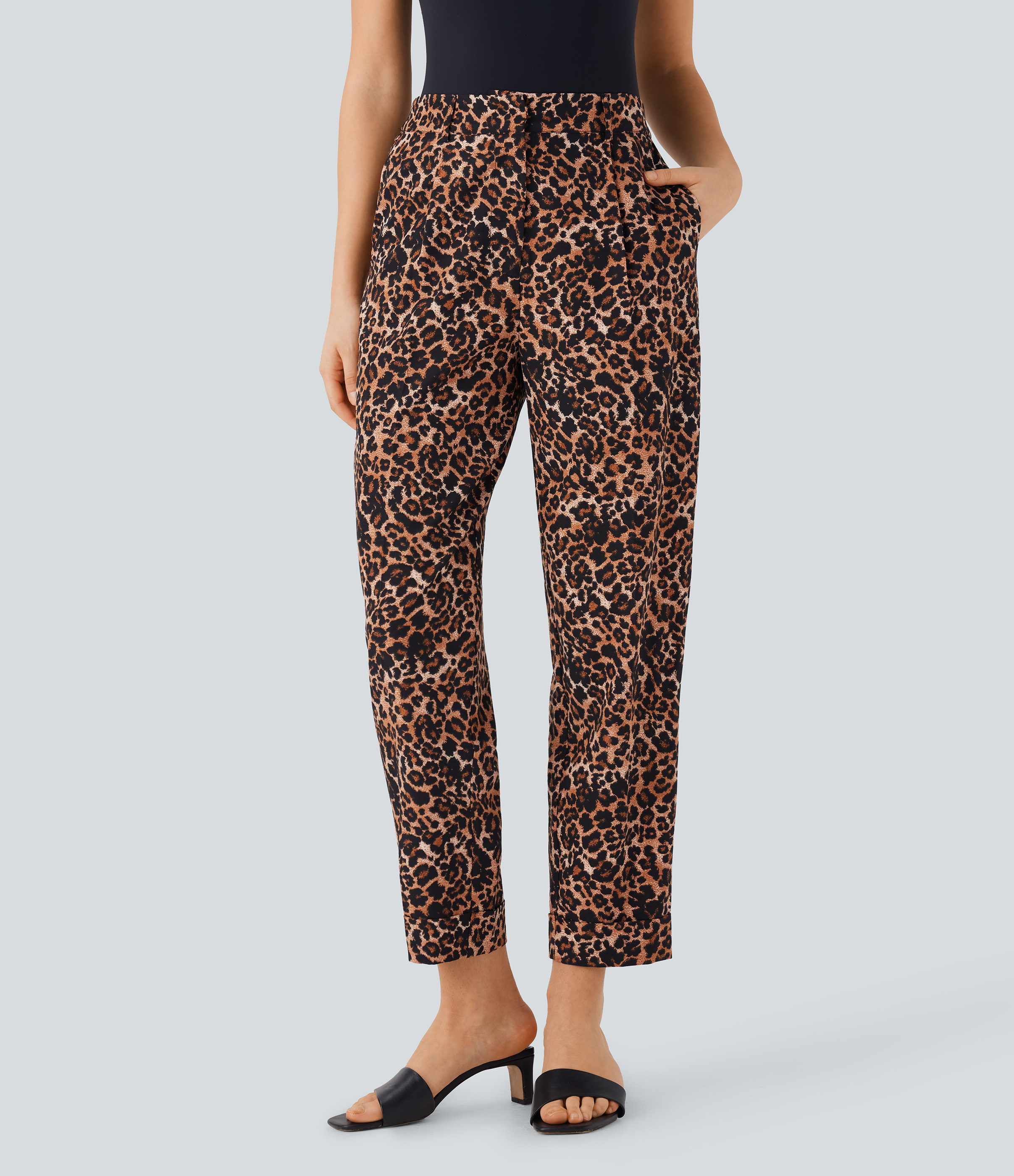 Pantalones casuales de cintura alta con estampado de leopardo y bolsillos