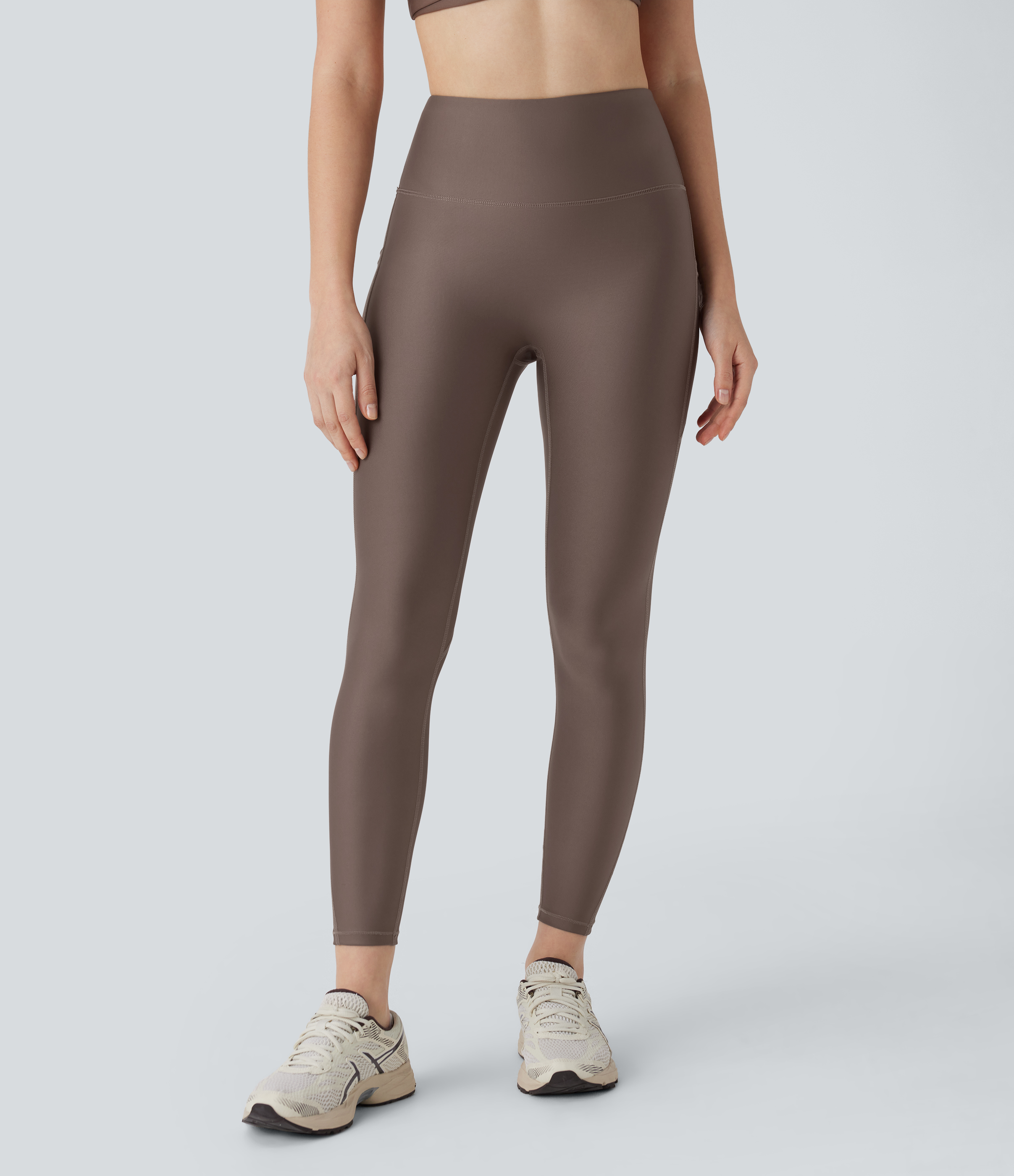 Hay Brown Leggings deportivo tiro alto bolsillo lateral efecto brillante / 2