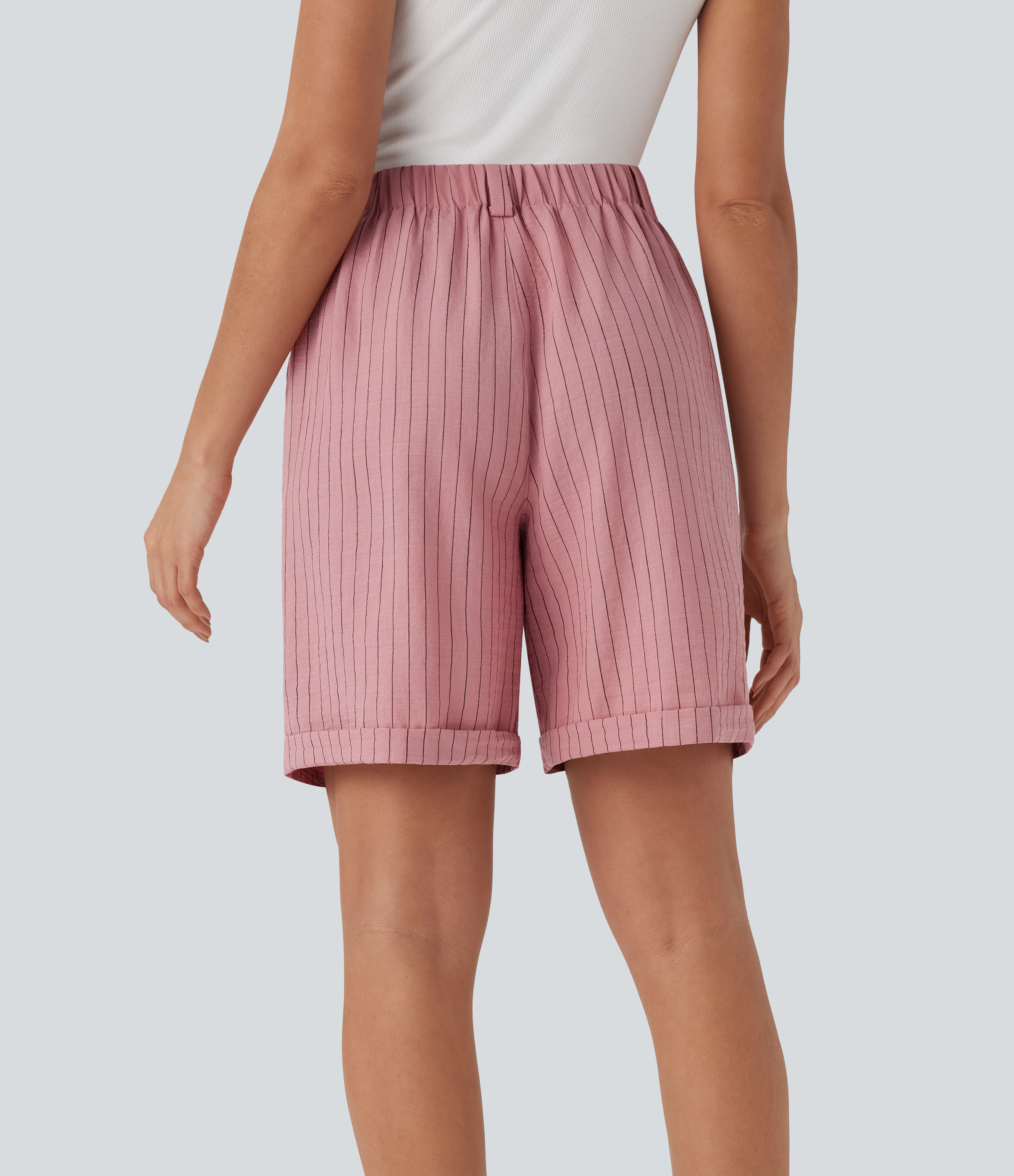 Candy Pink Black Yarn Dye Stripes Bermudas de oficina de tiro alto con rayas y tacto de lino con bolsillos laterales / 2