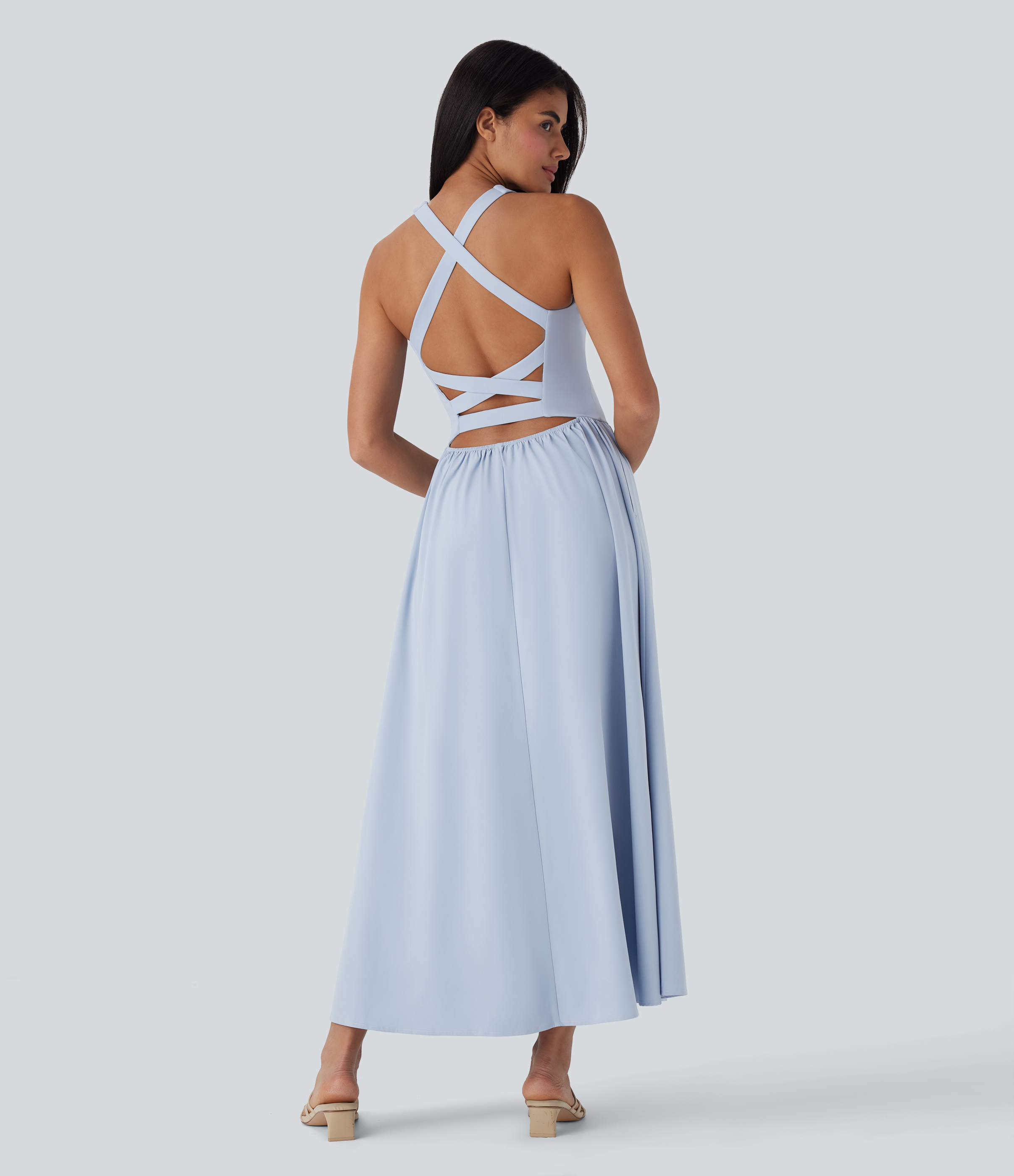 Breezeful™ Rückenfreies, überkreuztes, schnelltrocknendes Maxi-Freizeitkleid mit Seitentaschen