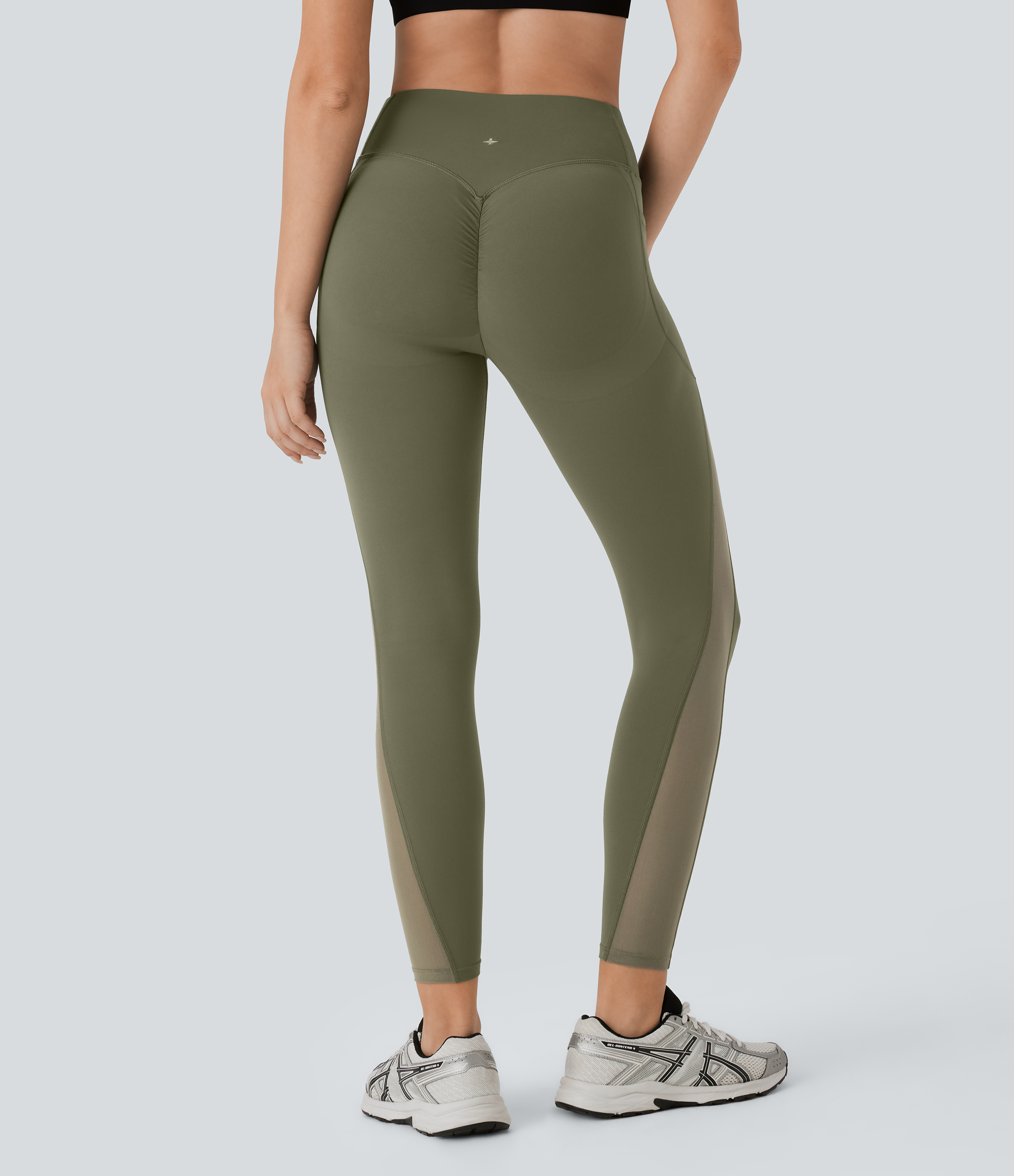 Grass Grey Green Leggings SoCinched Halara UltraSculpt™ deportiva tiro alto realce glúteos control abdomen bolsillo lateral malla contrastante / 2