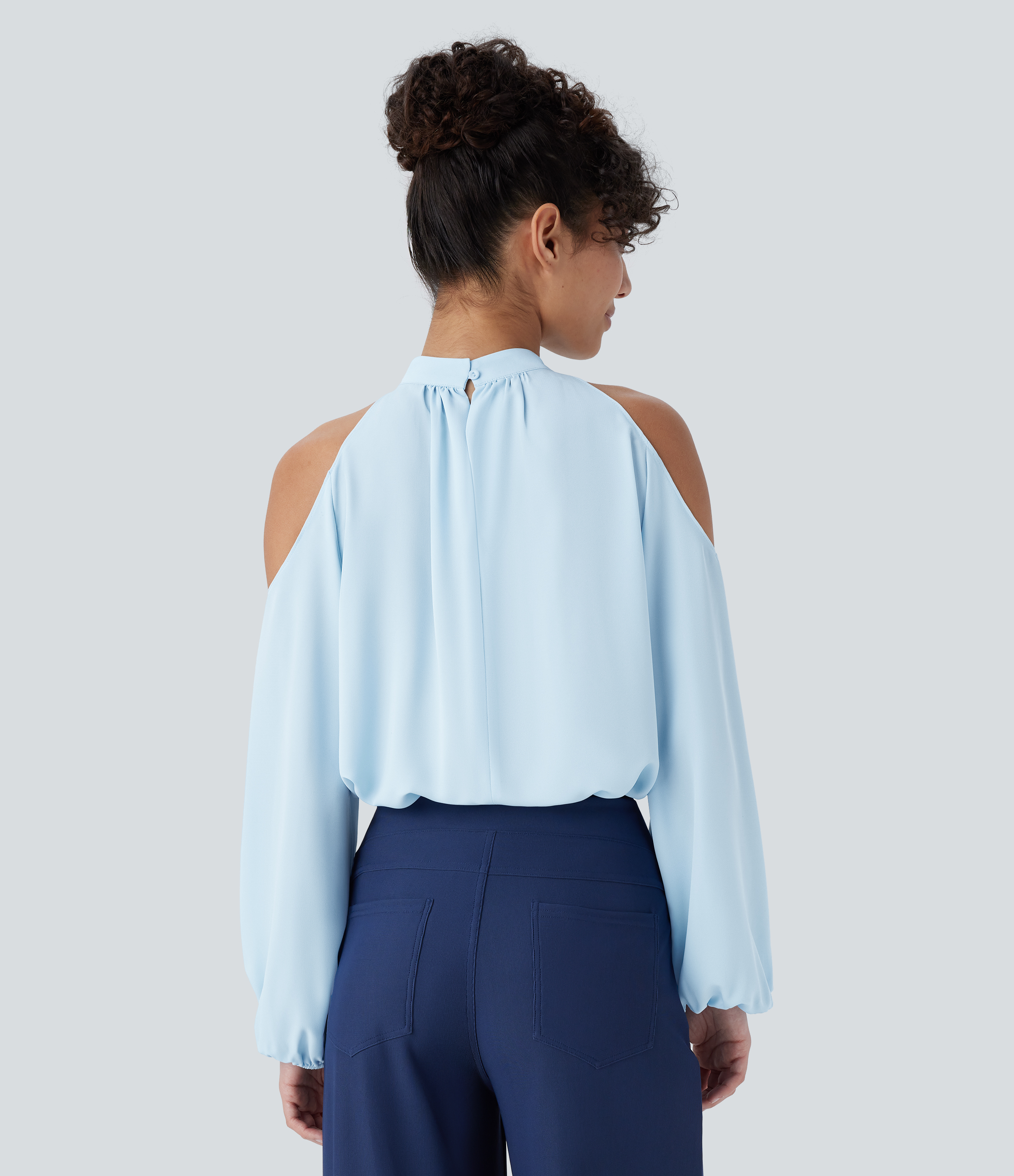 Rippling Blue Blusa cuello alto botón sin hombro manga obispo / 2