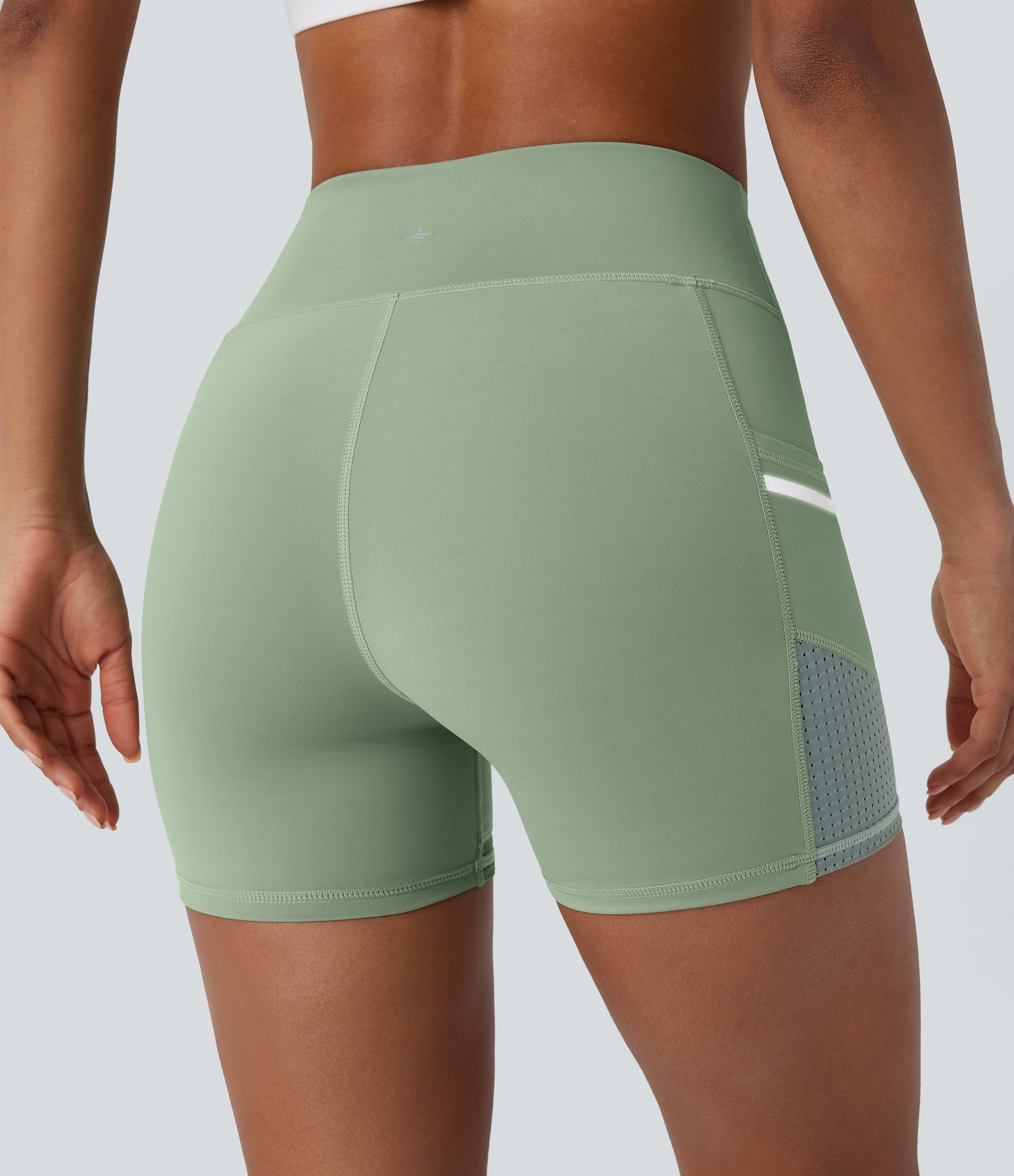 Basil Green Pantalón corto Softlyzero™ Airy ciclismo yoga tiro alto bolsillo lateral perforado reflectante tacto fresco 10cm - UPF50+ / 2