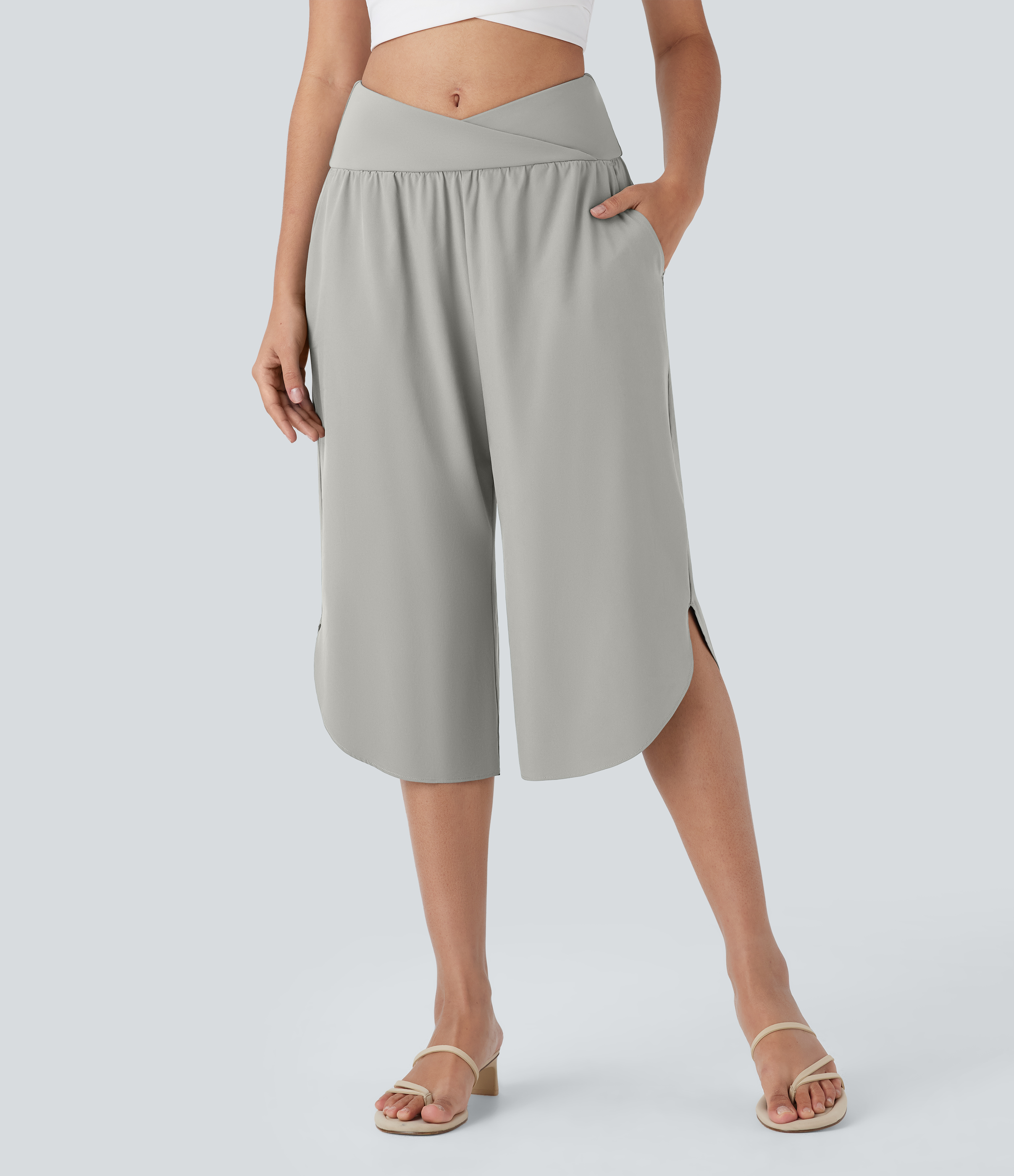 Breezeful™ High Waisted Crossover Pocket Quick Dry Capri Pants