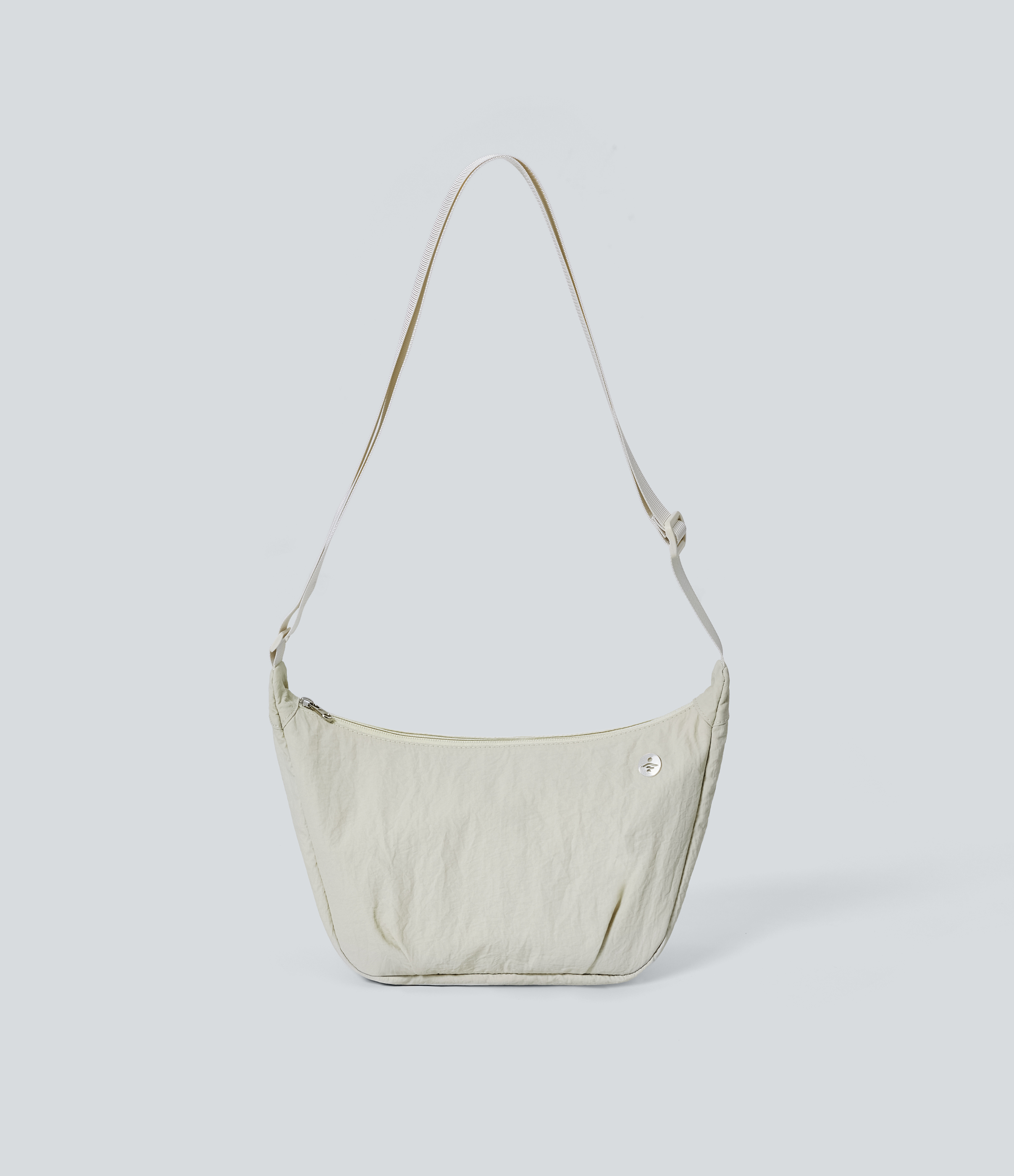 White Onyx Sac à bandoulière décontracté Halara avec fermeture éclair et logo / 1