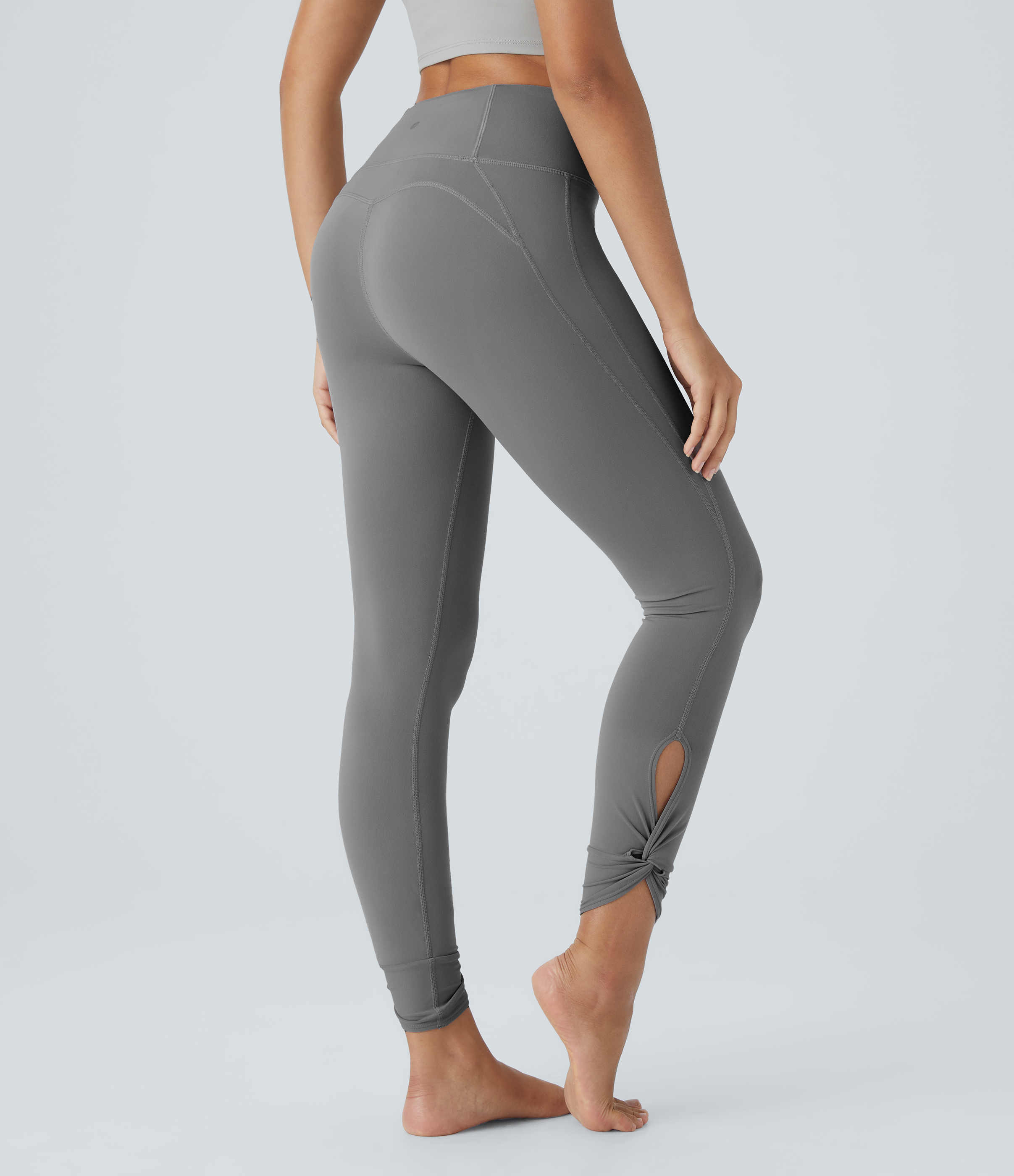 Softlyzero™ ハイウエスト バックポケット カットアウト ツイスト ヨガ レギンス - UPF50+