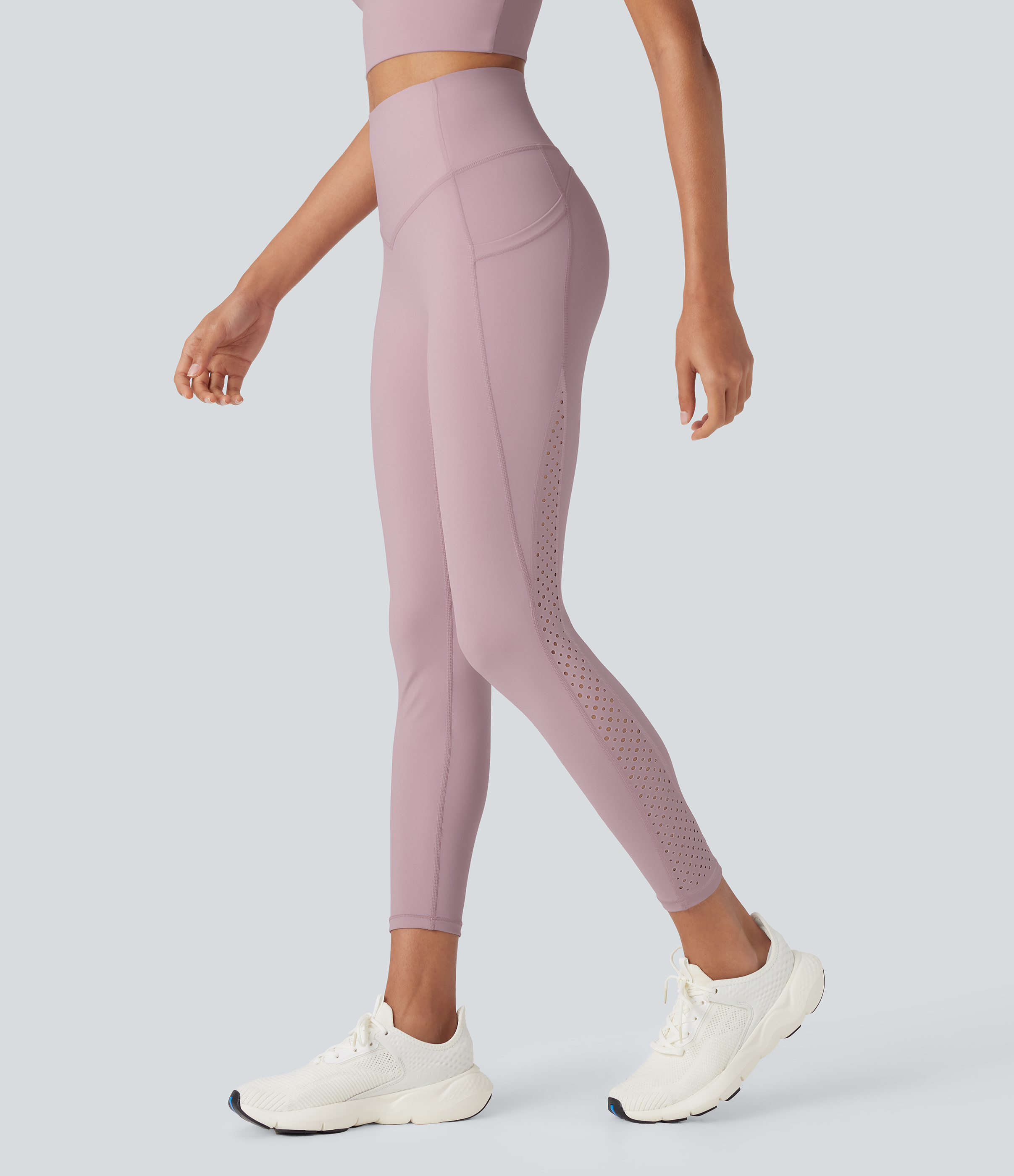 Halara UltraSculpt™ Cool Quick Dry SoCinched magas derekú, hasformázó, szellőző, perforált jóga-leggingek zsebekkel - UPF50+