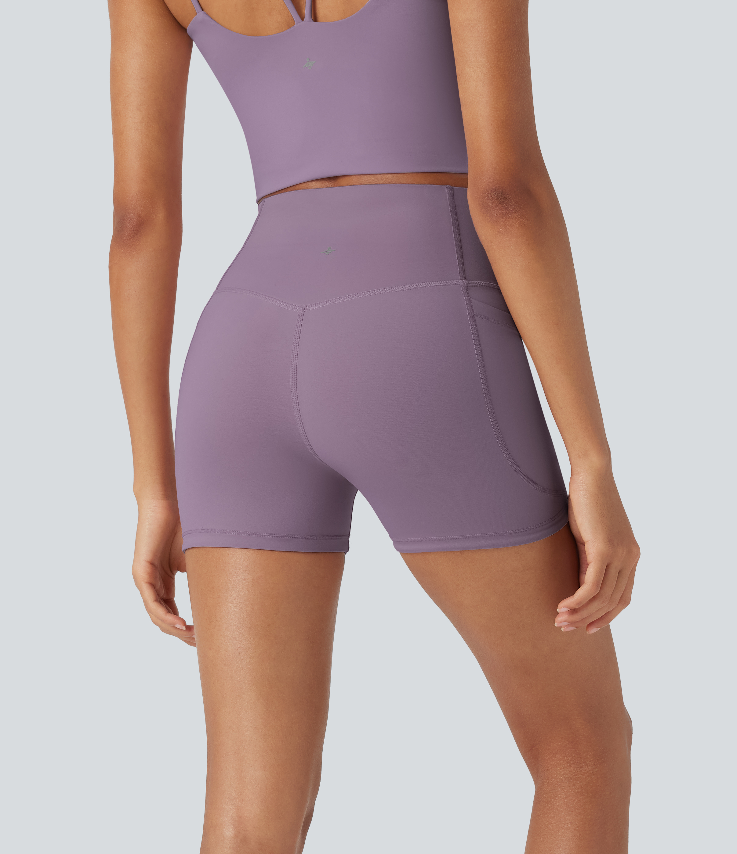 Tulip Purple Shorts de yoga Halara UltraSculpt™ Refrescante moldeador de secado rápido con tiro alto reductor de abdomen de 7.5 cm y con bolsillos - UPF 50+ / 2