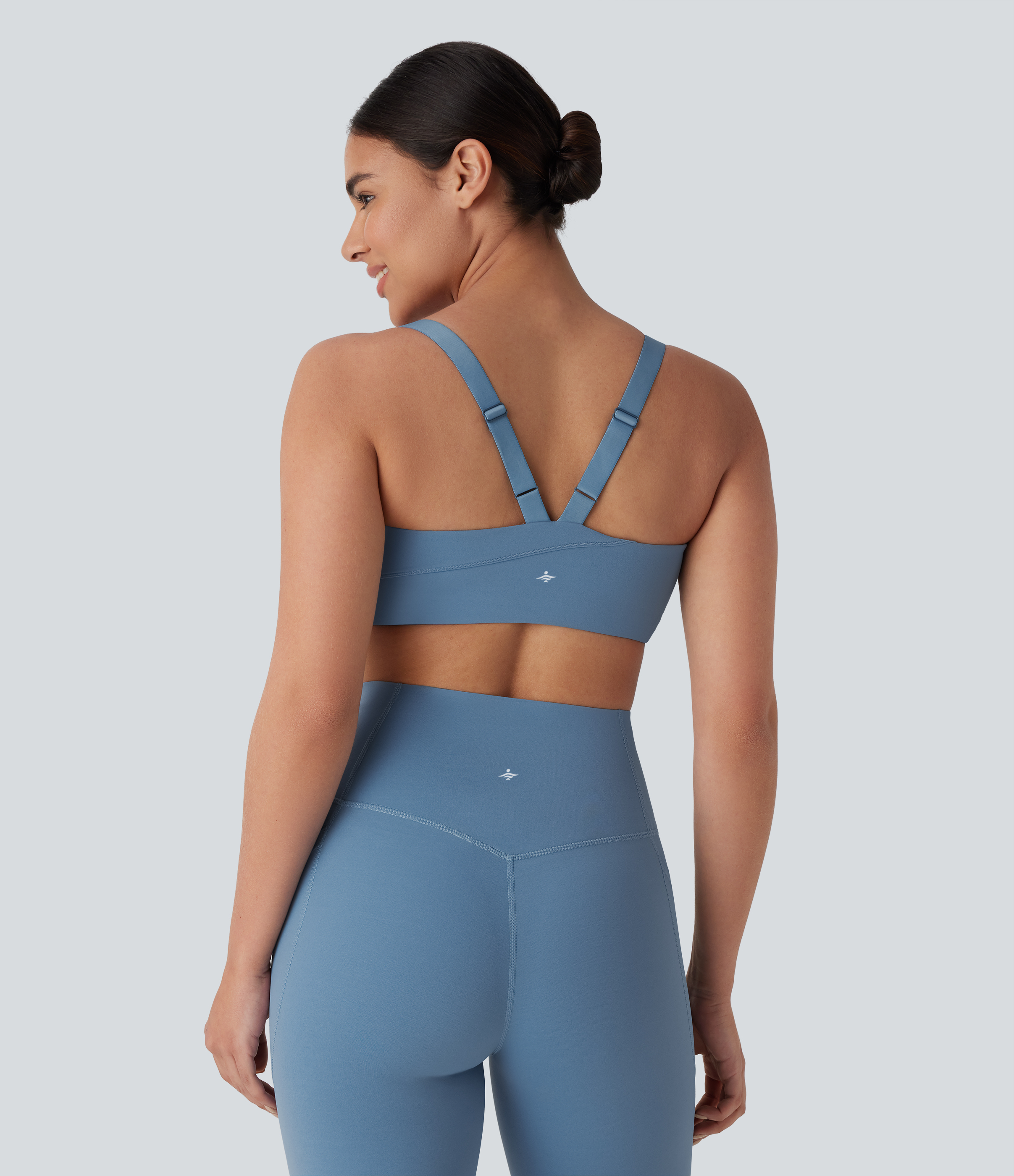 Whale Blue Halara UltraSculpt™ brassière de sport pour entraînement, maintien moyen, encolure en U, bonnets A-D / 2