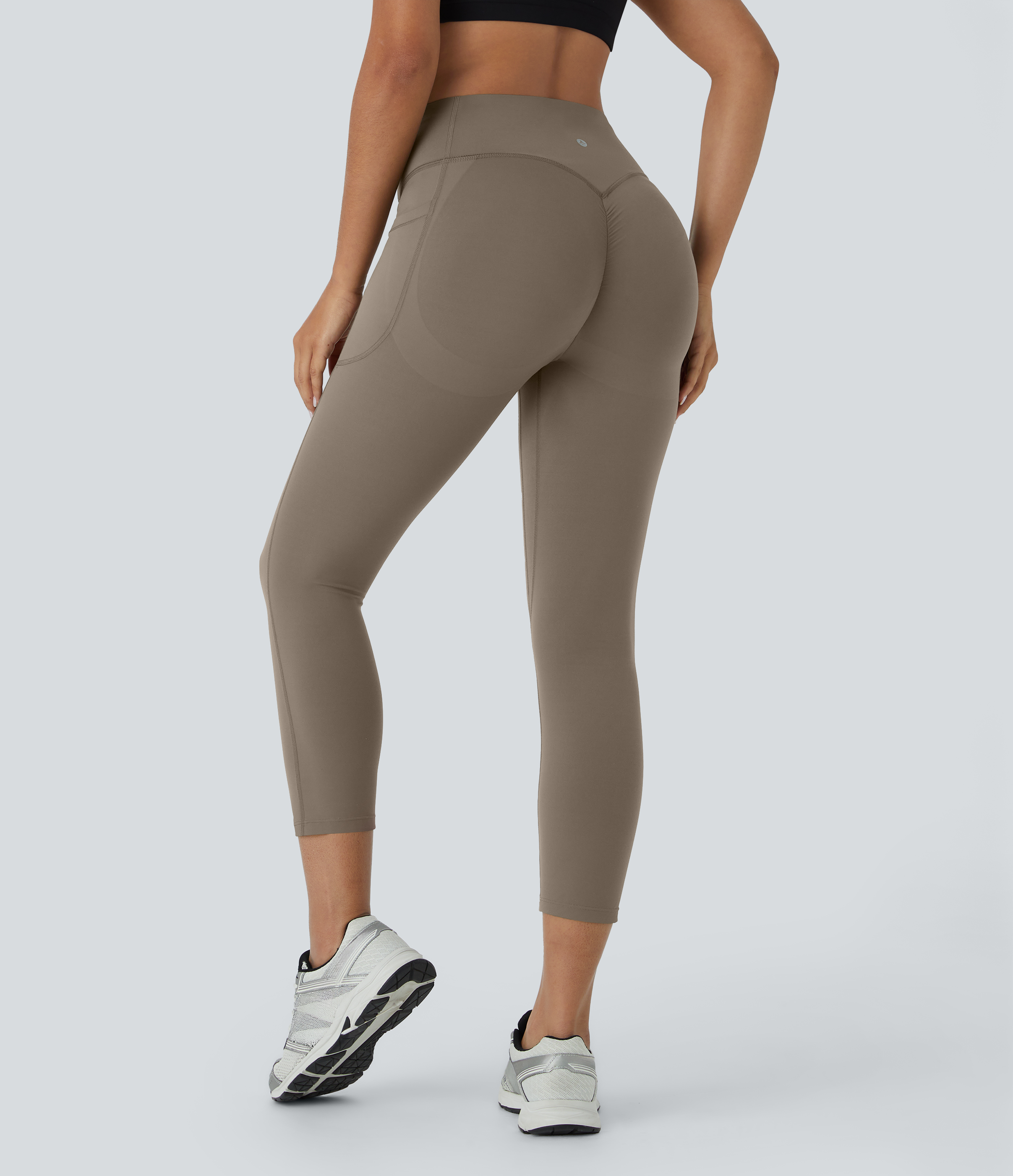 Halara UltraSculpt™ High Waisted Scrunch Butt Lifting Tummy Control Pocket Shaping Capri Training Leggings