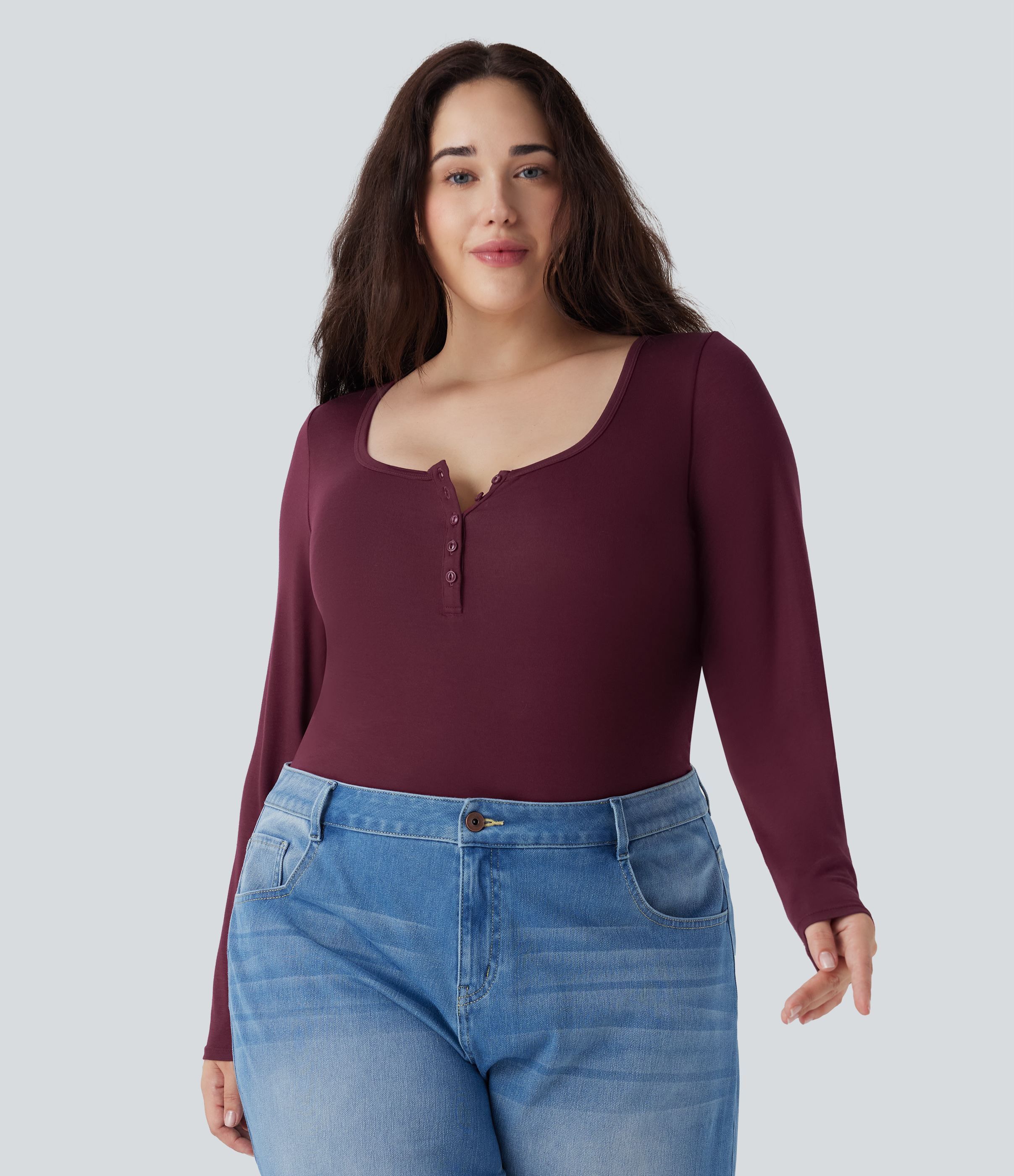 Top manga larga cuello Henley acanalado talla grande