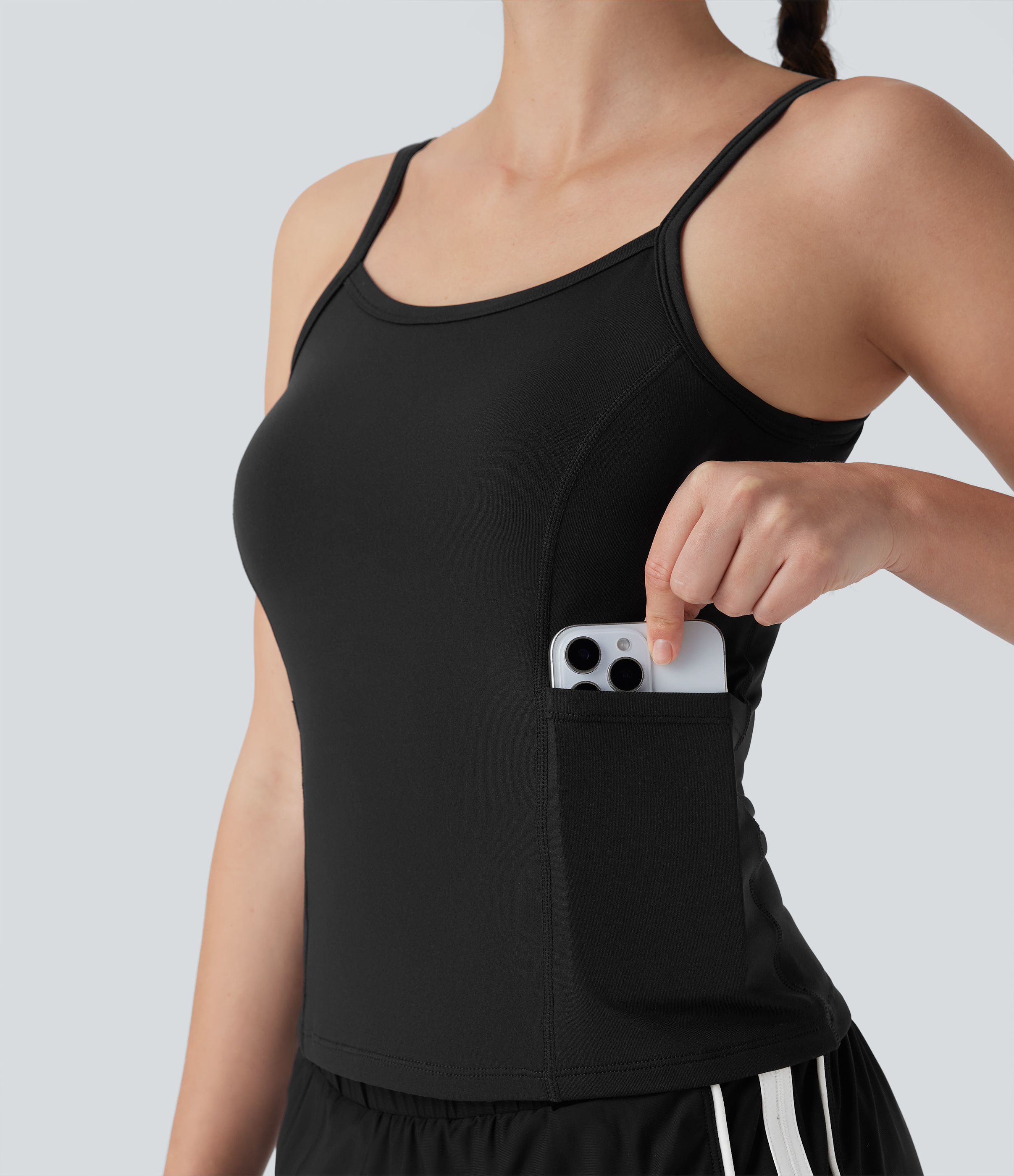 Black Schlichtes Workout-Camisole-Top mit Seitentaschen / 1