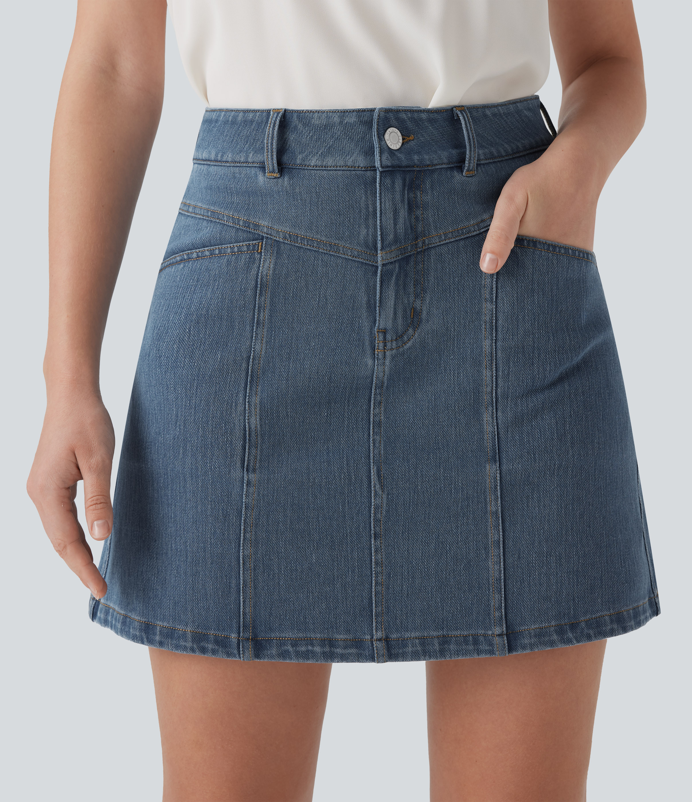 Tide Blue Denim Halara Flex™ minifaldas vaqueras de punto elásticas, de talle medio y corte en A, cómodas y con bolsillos / 1