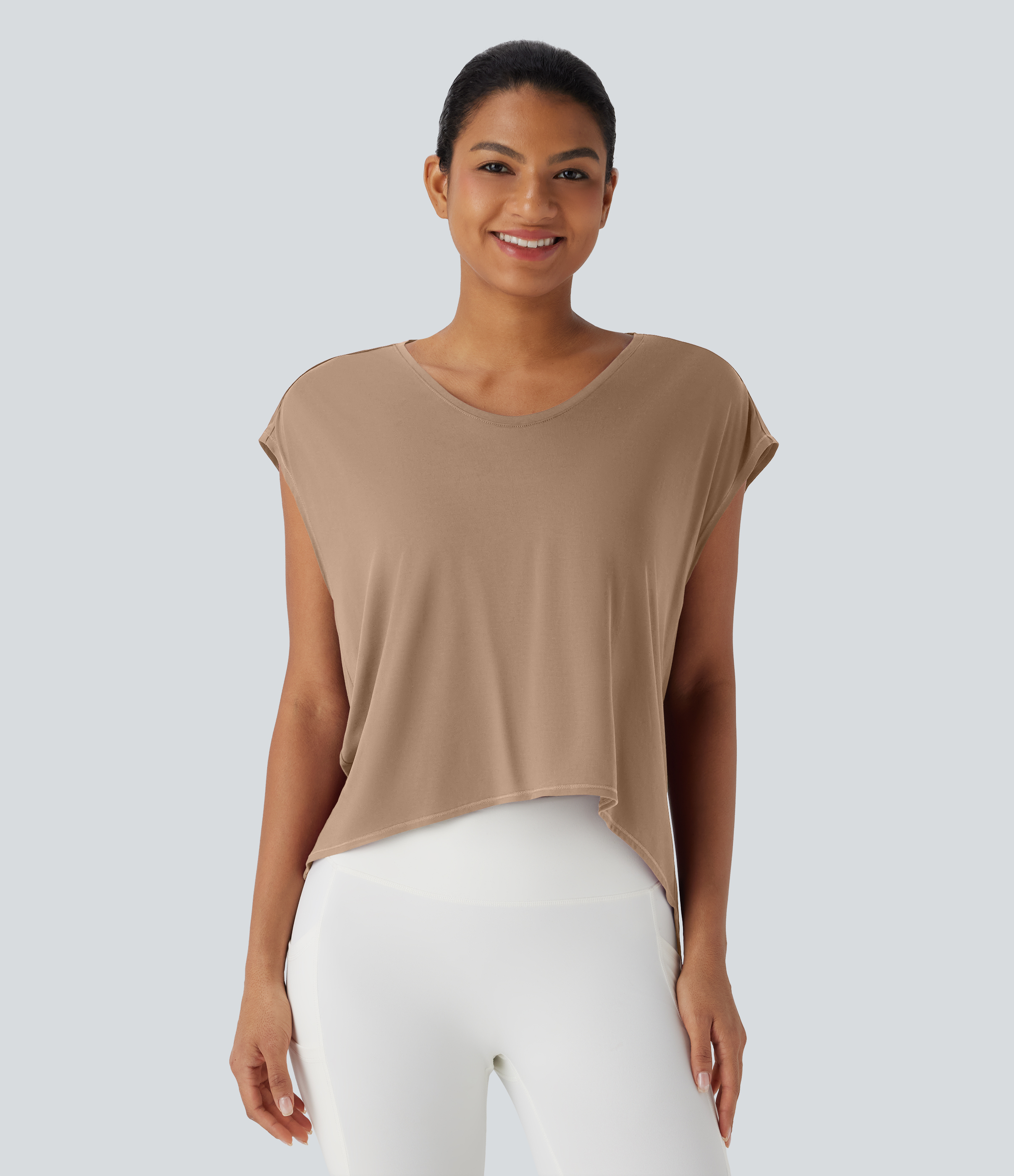 Praline Top deportivo para running asimétrico con espalda cruzada y dobladillo asimétrico / 2