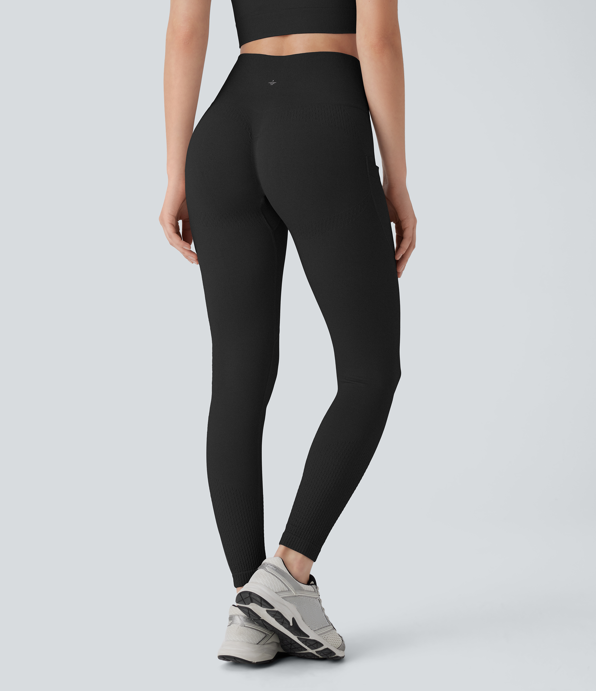 Black Seamless Flow High Waisted Tummy Control Butt Lifting Yoga Women Leggings with pockets / 2