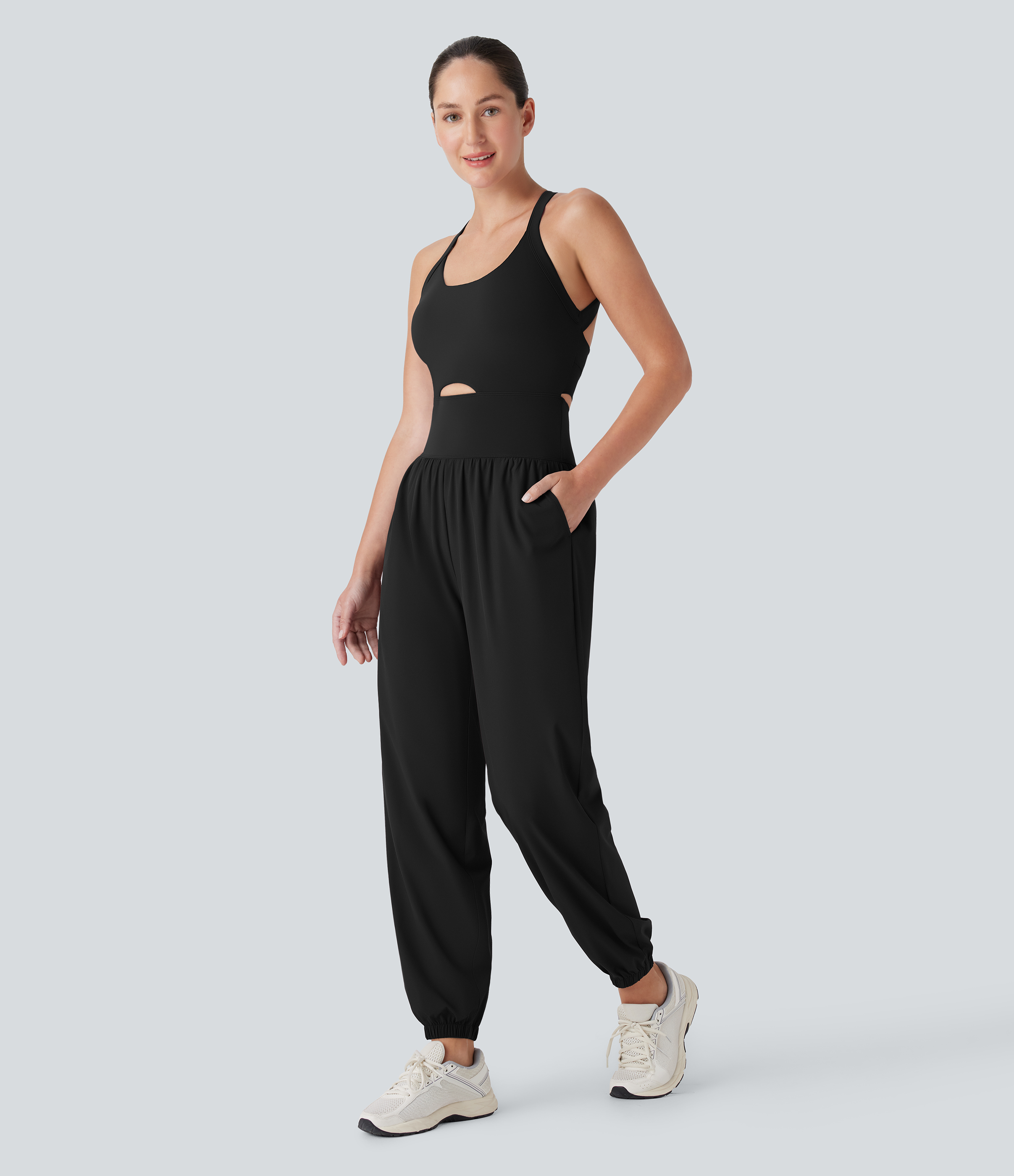 Negro Mono Breezeful™ SoCinched yoga secado rápido bolsillo lateral control abdomen torcido cuello U recortado sin espalda / 1