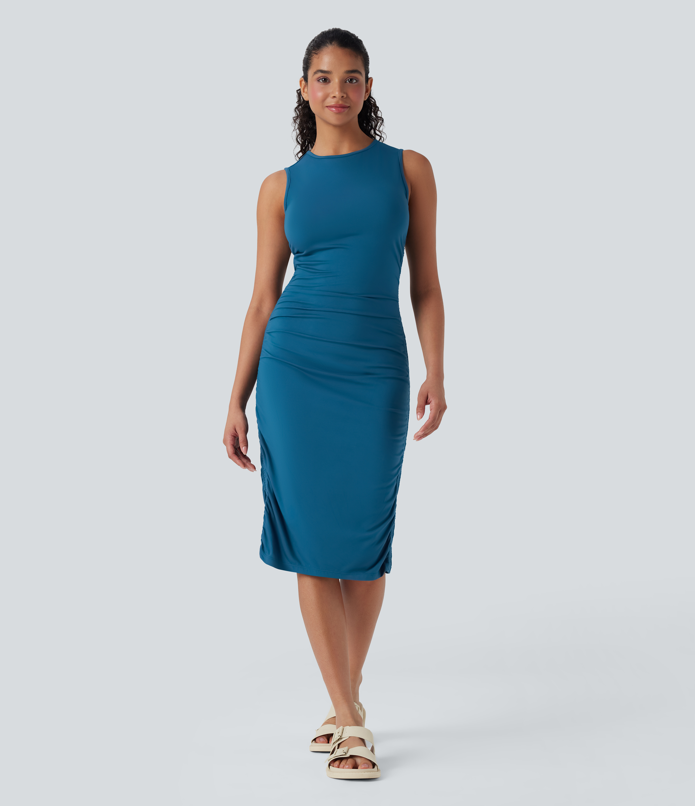 Vestido ajustado casual fruncido sin mangas con cuello redondo