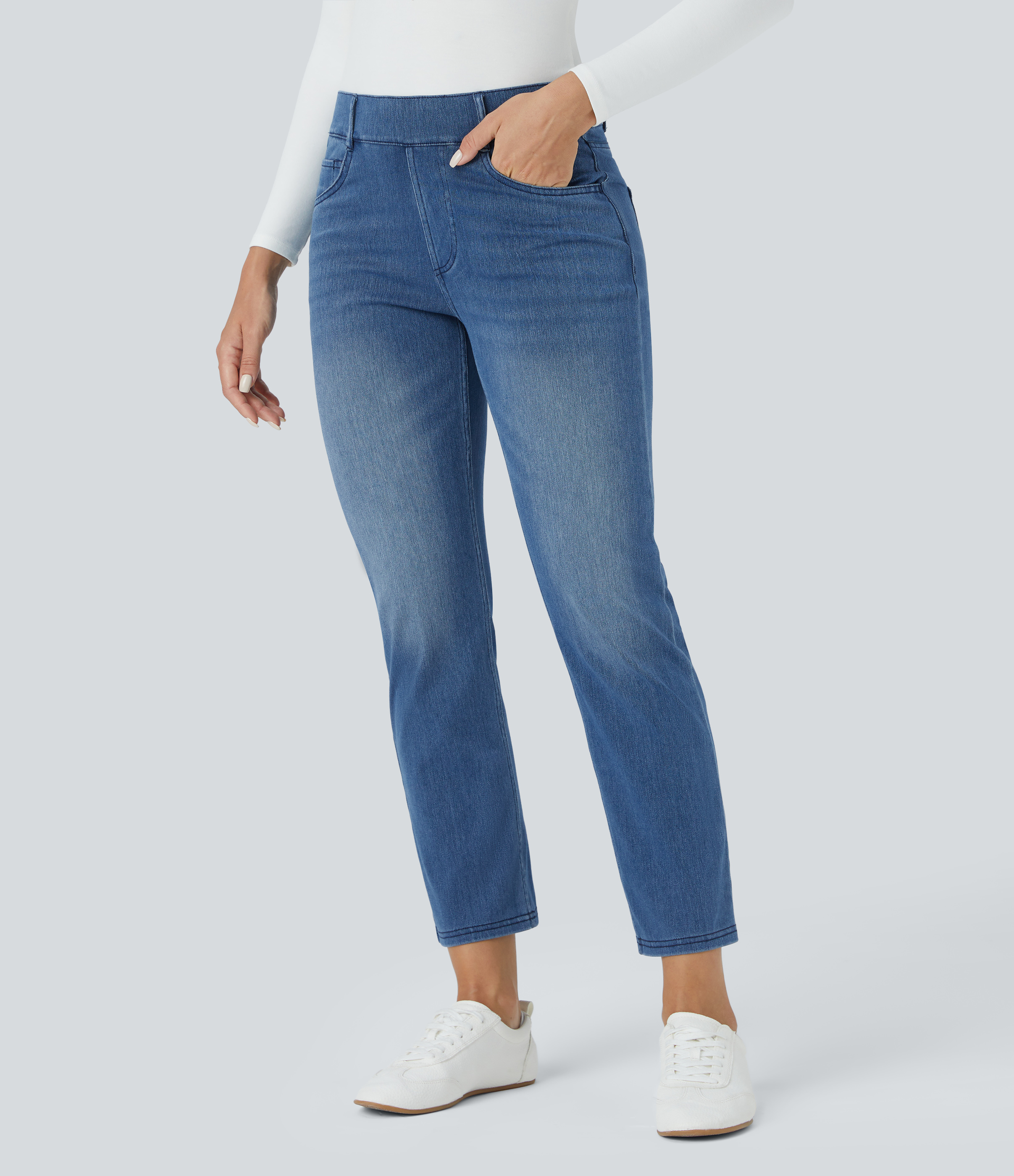 Blue Gray Denim Halara Flex™ jean en maille extensible taille mi-haute, lavé, avec plusieurs poches et jambes droites / 2