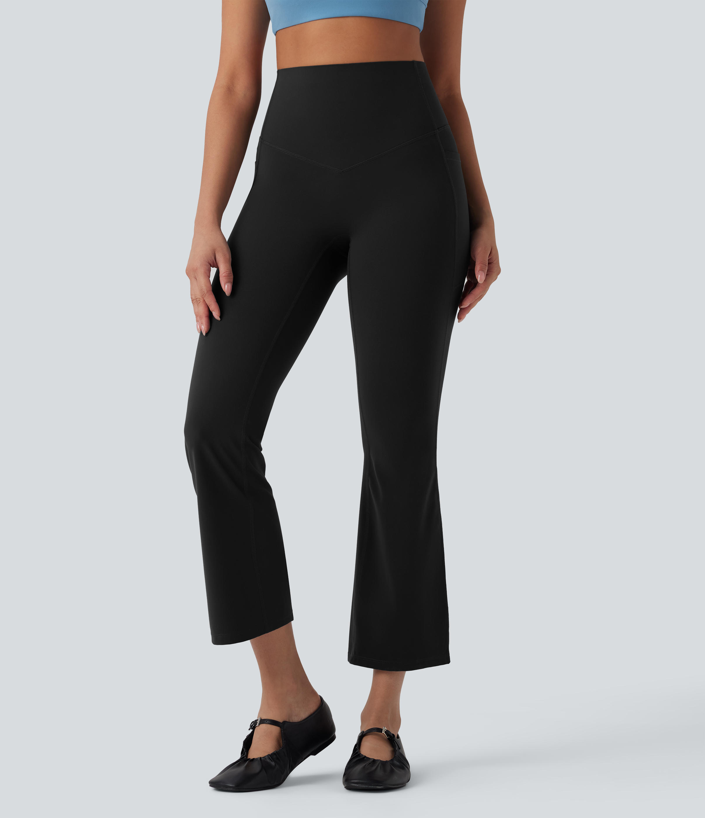 Halara UltraSculpt™ High Waisted Tummy Control Shaping Yoga Bootcut 7/8 Leggings with Pockets