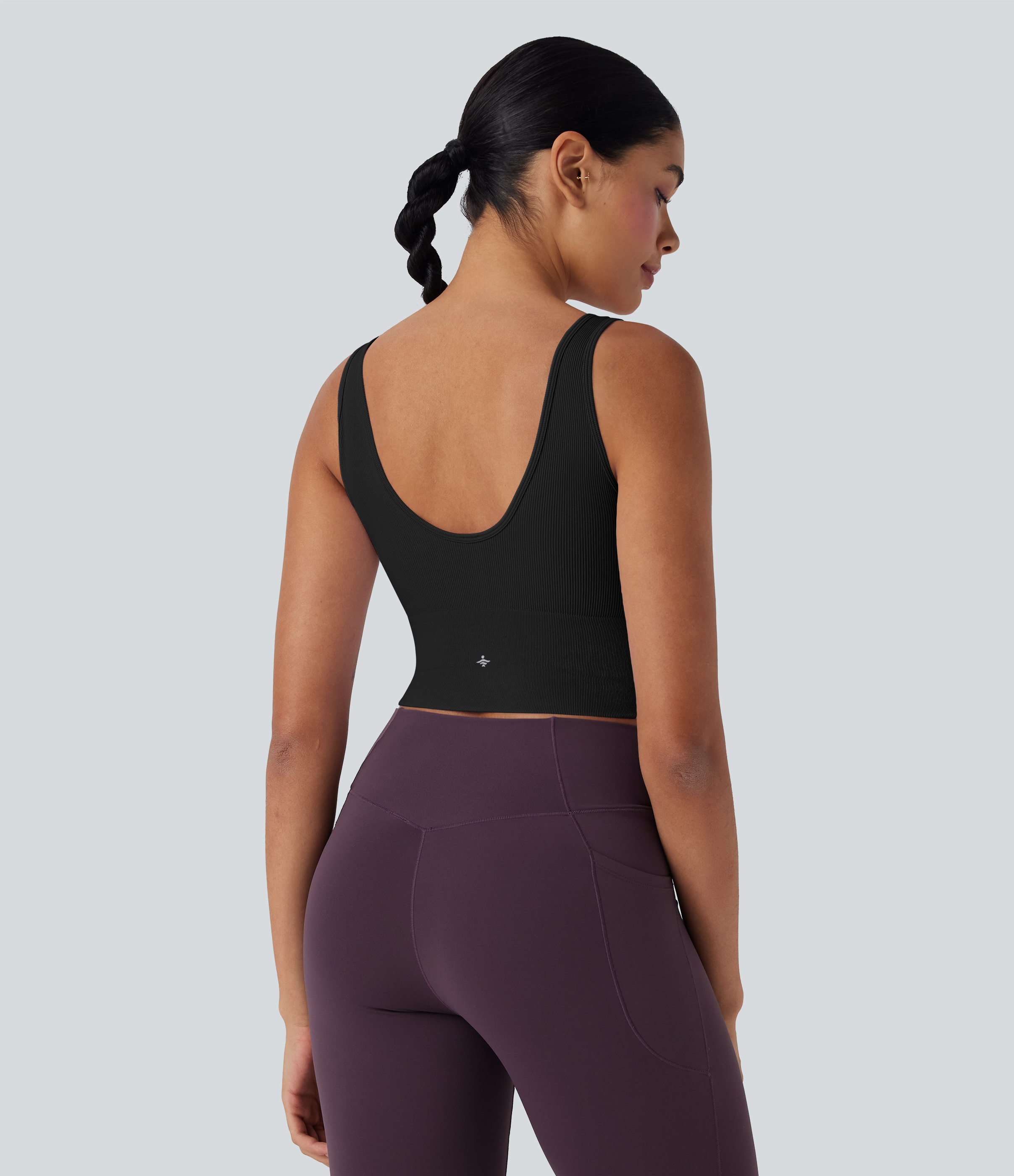 Negro Top de yoga corto fluido sin costuras y con espalda abierta / 2