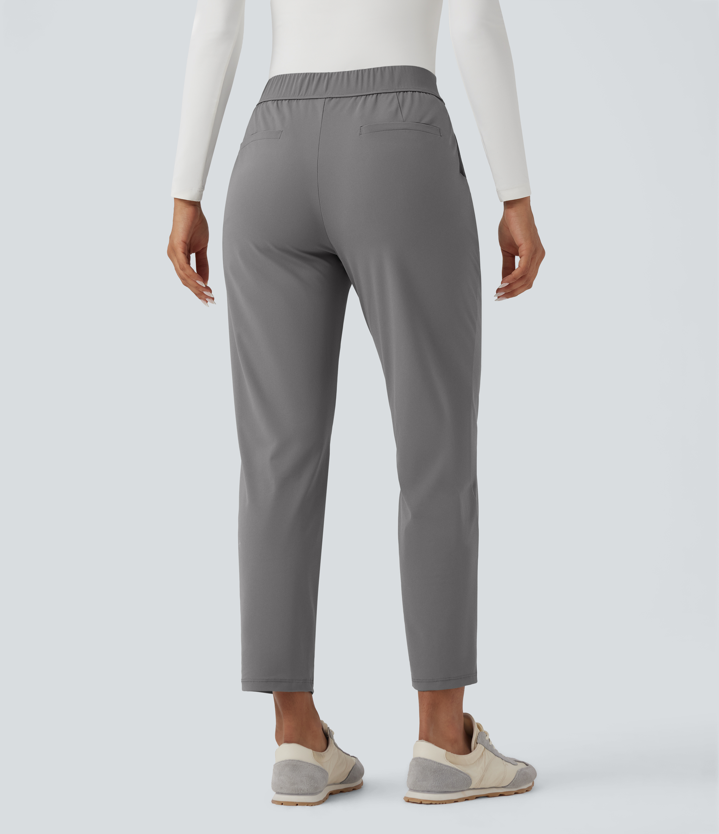 Steel Gray Pantalones de viaje ajustados de tiro alto con secado rápido y bolsillos / 2