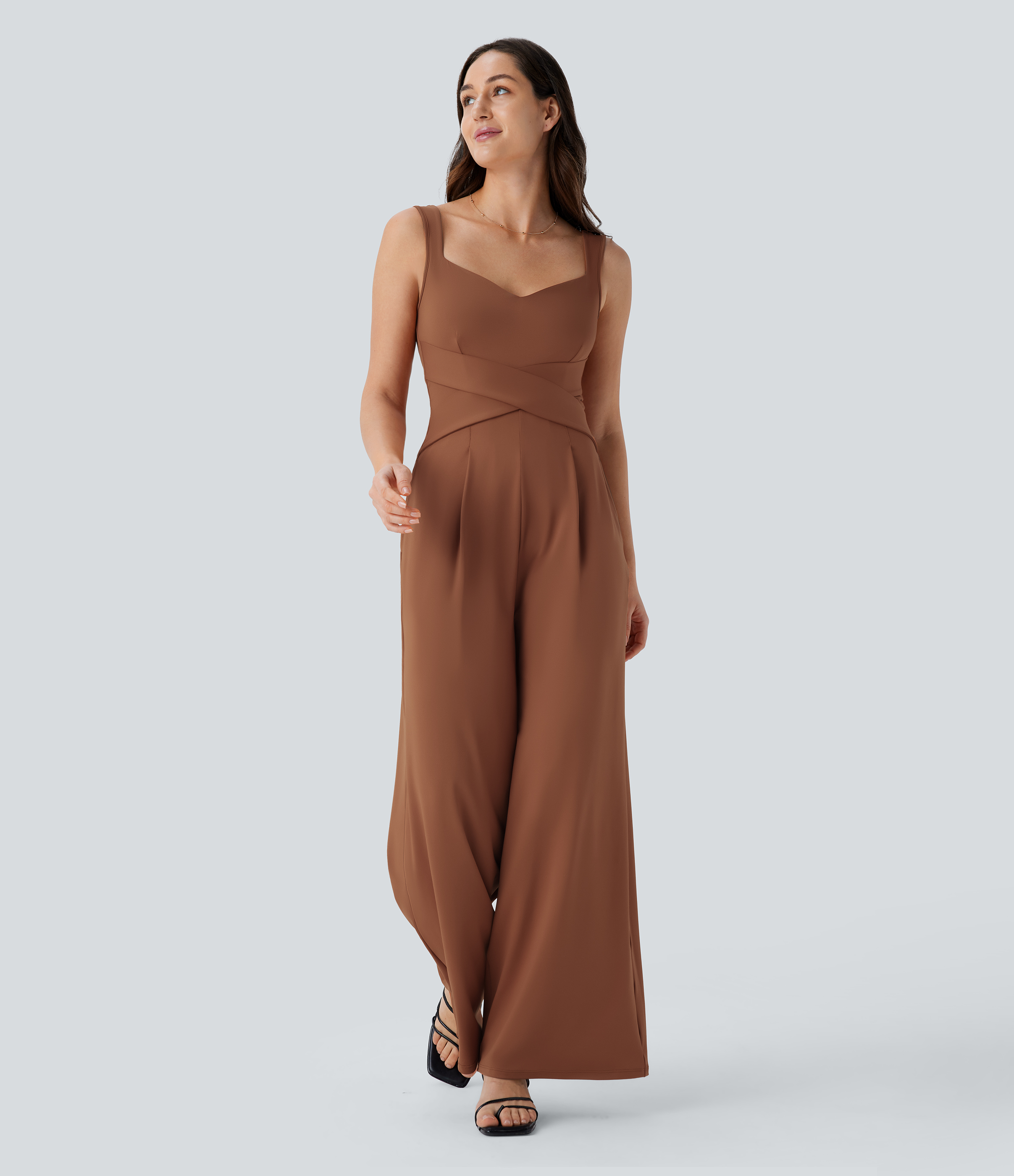 Jumpsuit casual sin mangas con espalda en U y bolsillos
