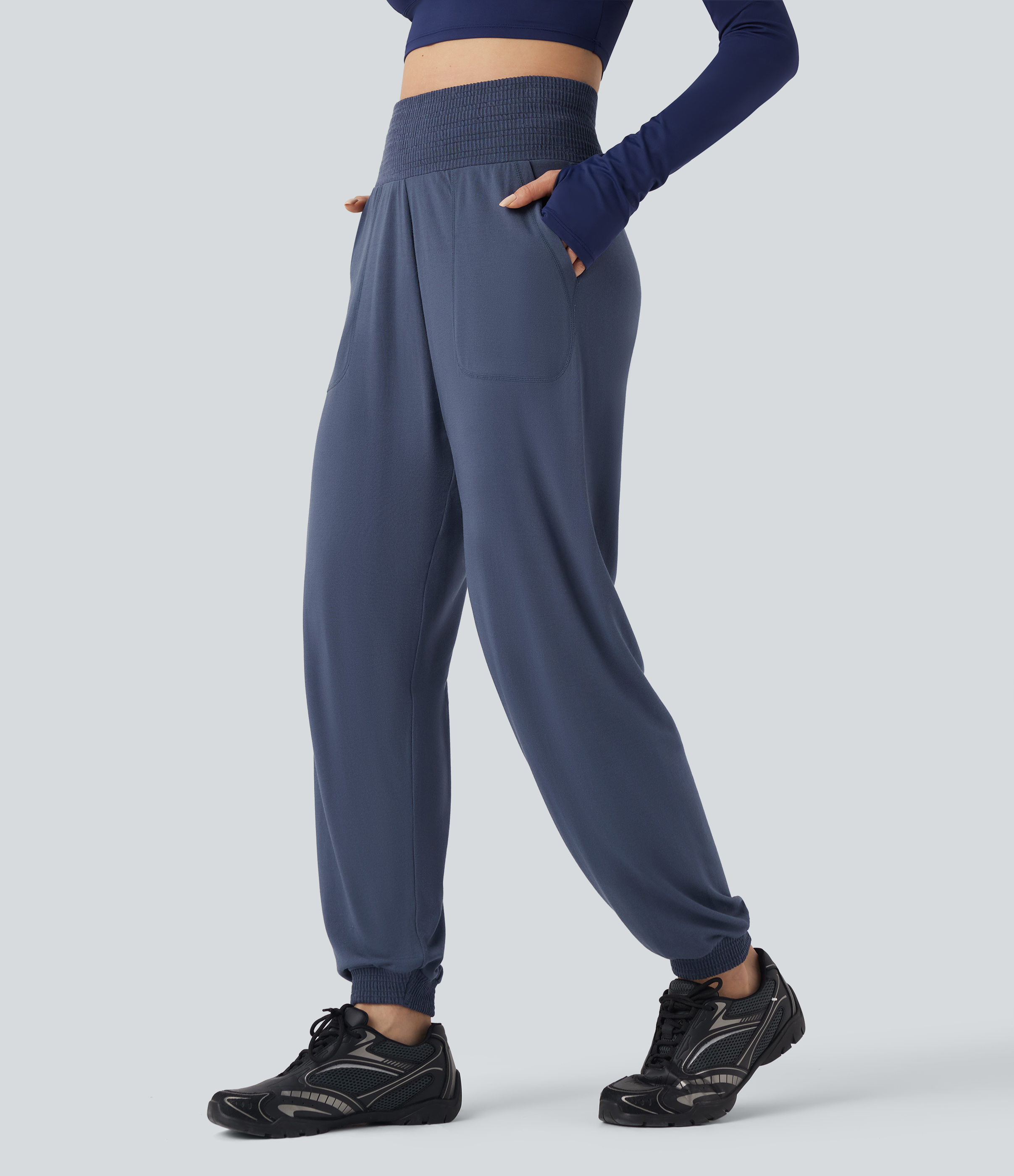 OneForm - Workout-Joggers mit hohem Bund, Seitentaschen und nahtlosem Flow