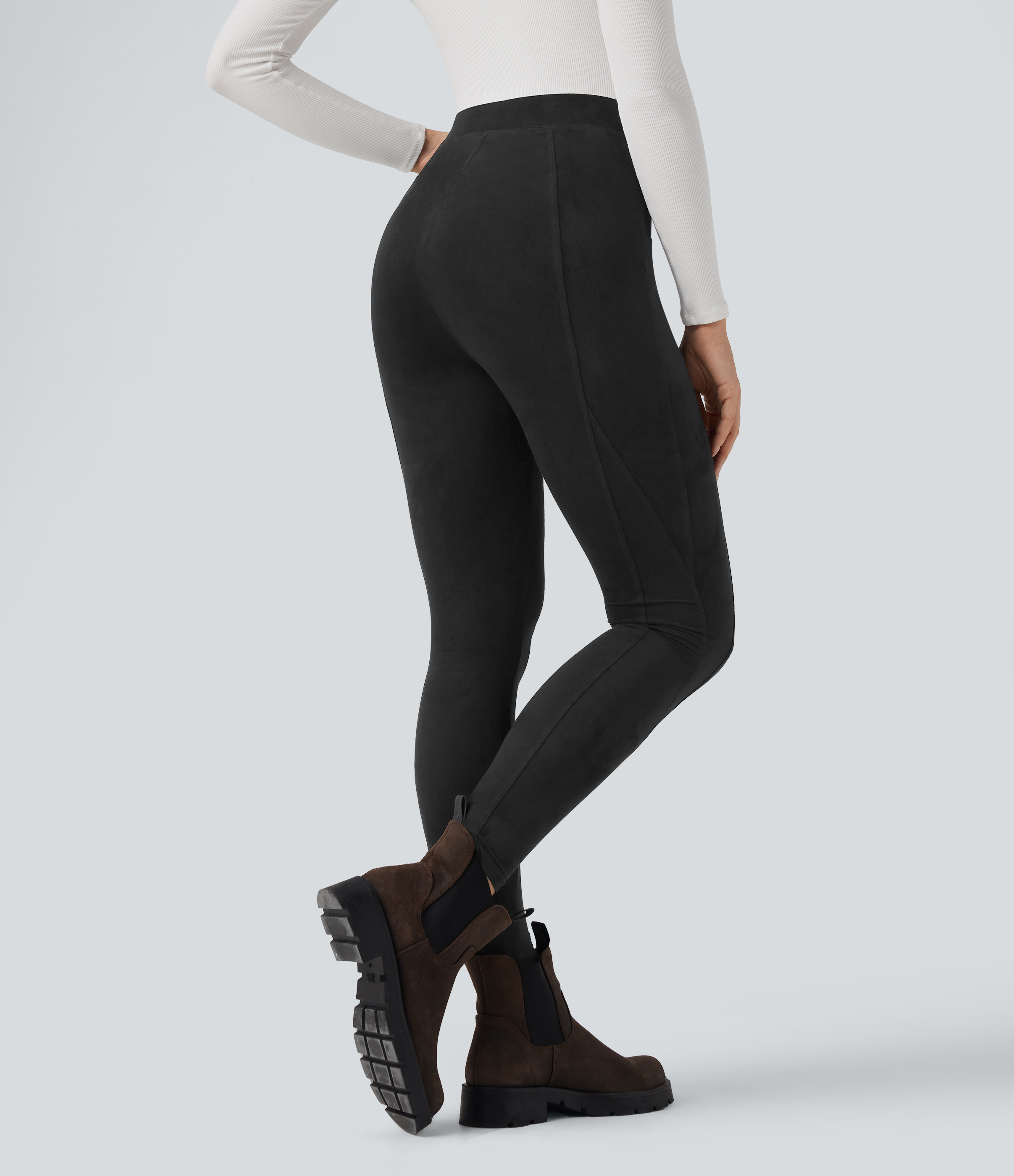 Schwarz Lässige 7/8-Leggings aus Velours-Optik mit hoher Taille, bauchformendem Bund und Taschen / 2